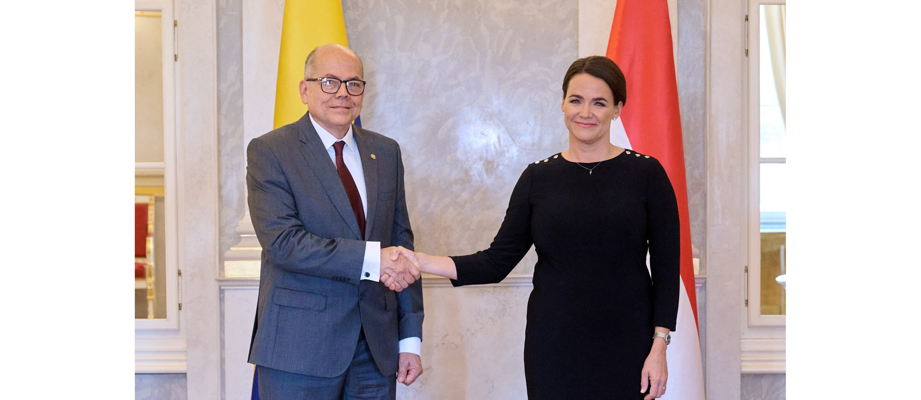 Embajador Ignacio Ruiz presenta cartas credenciales ante la Presidente de Hungría, Katalin Novák