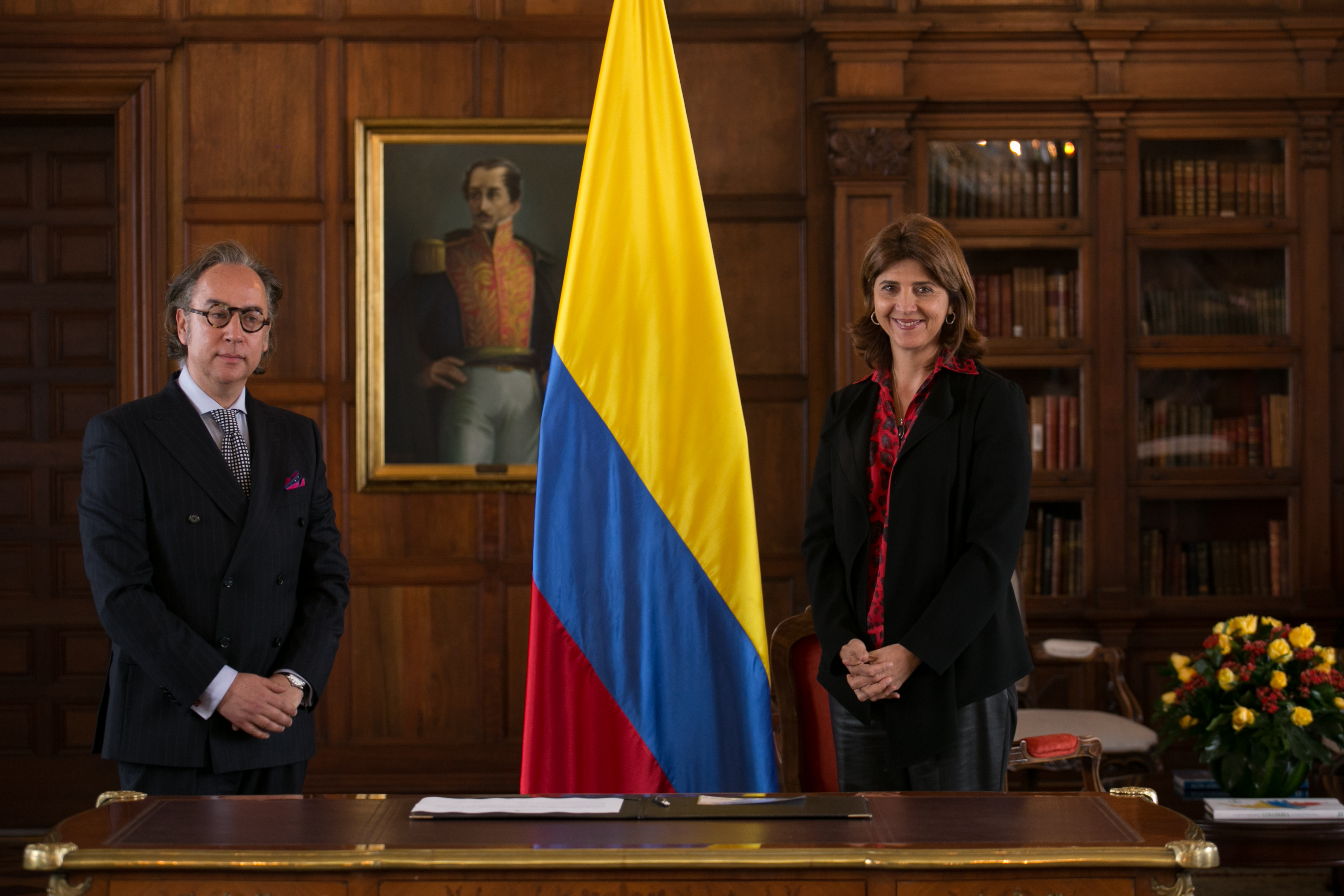 Funcionario de carrera diplomática, Rodrigo Pinzón Navarro, asumió como nuevo Director General de Protocolo de la Cancillería colombiana