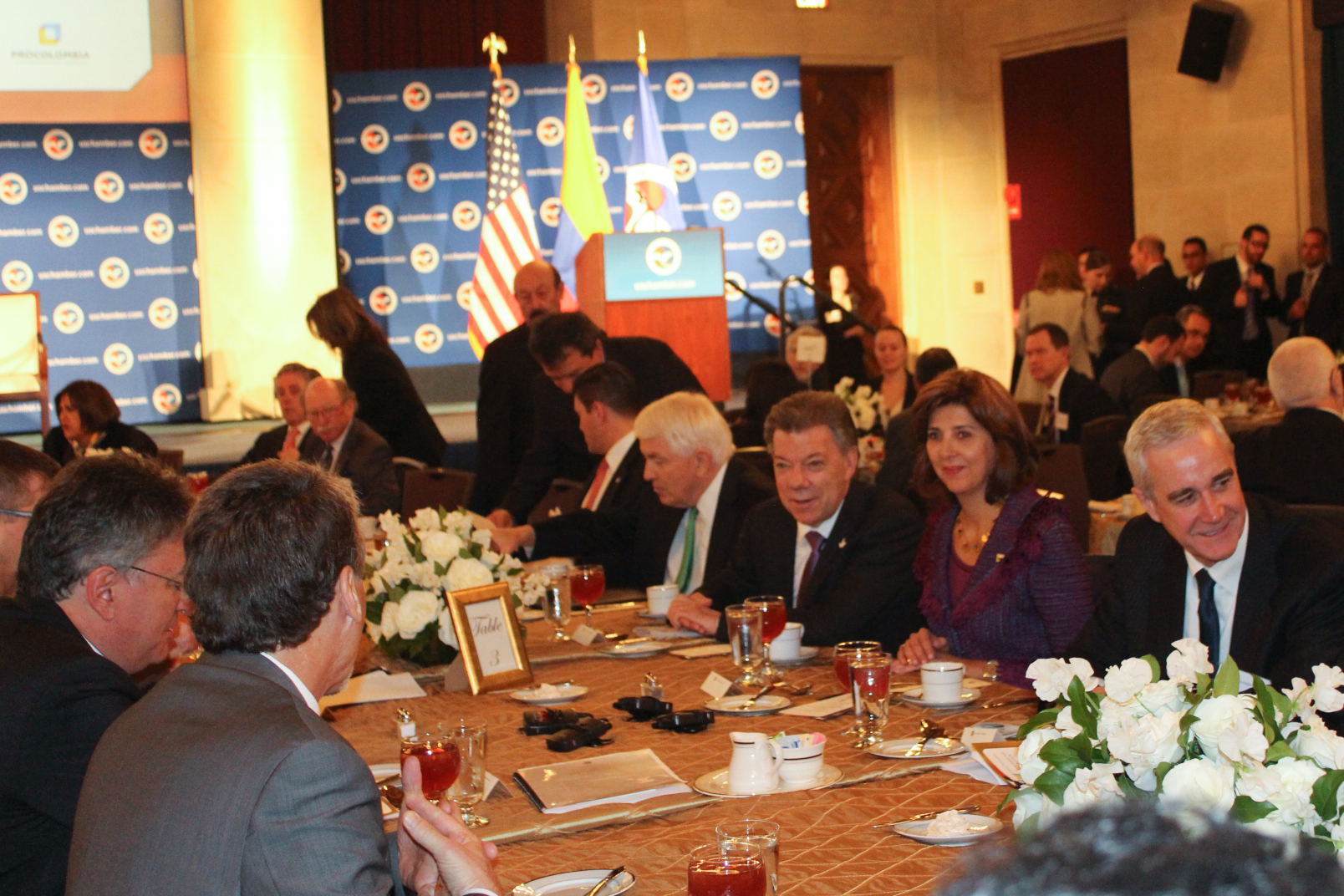 Canciller María Ángela Holguín y Presidente Juan Manuel Santos sostuvieron un almuerzo de trabajo con empresarios de los Estados Unidos