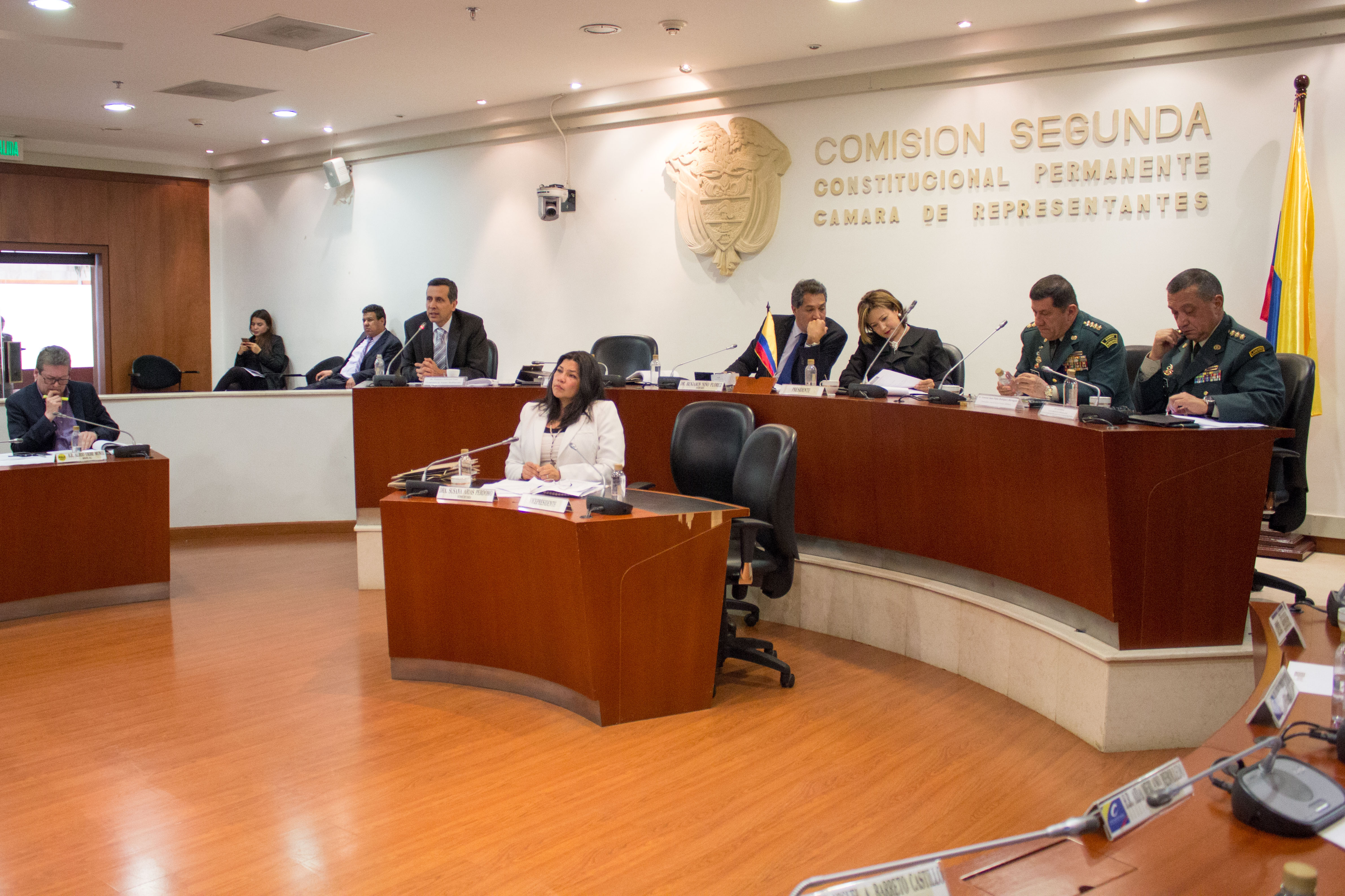 Viceministro Echeverri asistió al primer debate en Comisión Segunda de Cámara sobre proyectos presentados por Cancillería