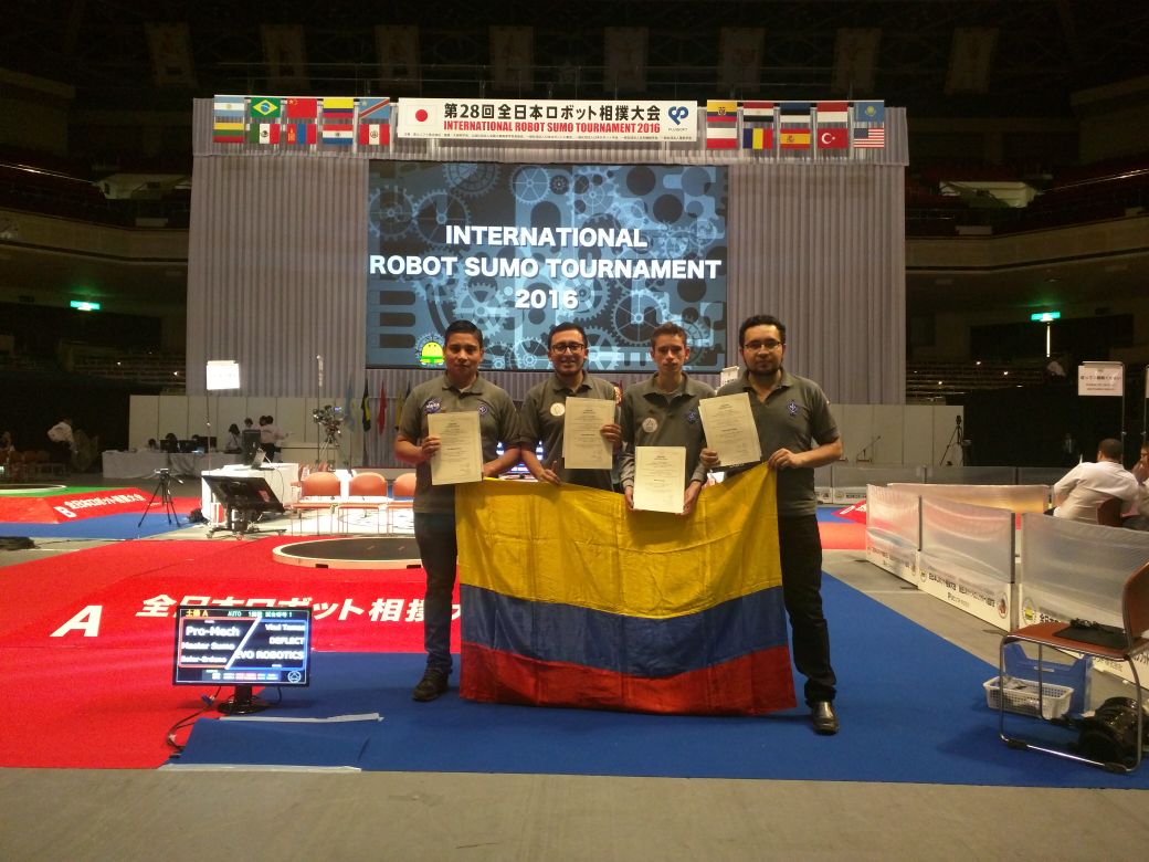 Estudiantes colombianos participaron en el Torneo Internacional de Lucha de Robots