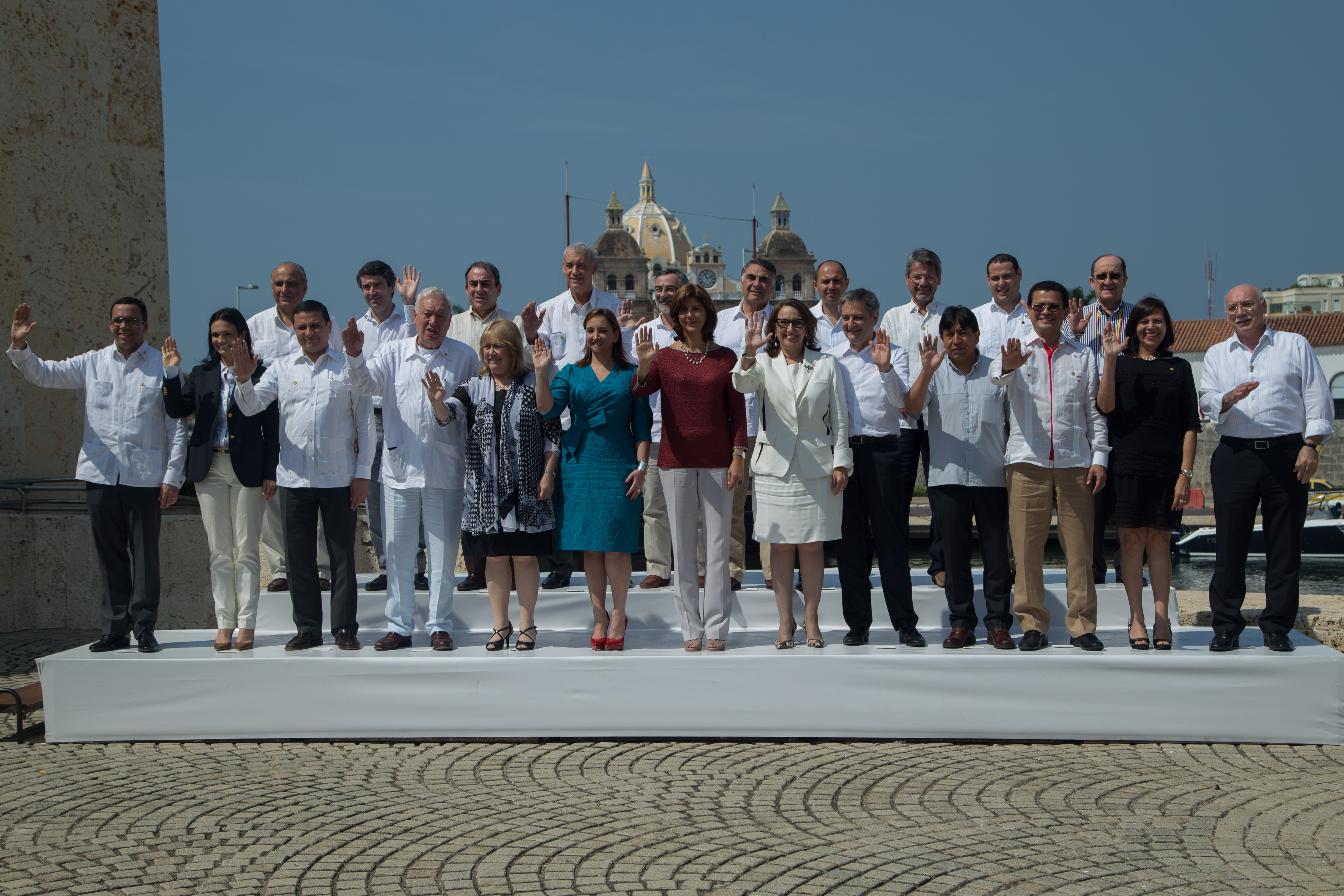 alt Foto oficial de la I Reunión de los Ministros de Relaciones Exteriores de la Conferencia Iberoamericana