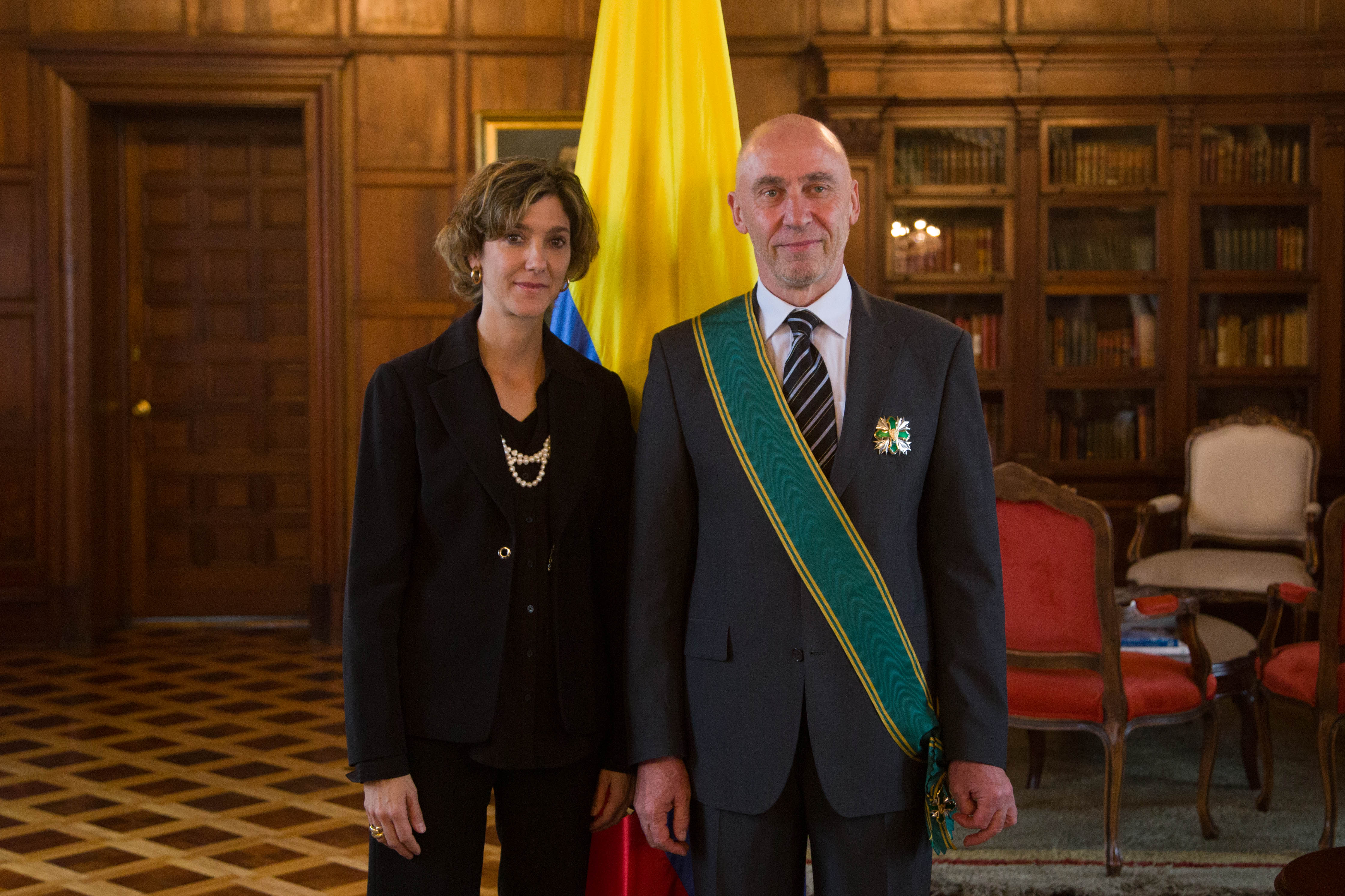 “En nombre de la Canciller, quiero agradecerle por el trabajo que hizo por Colombia”: Viceministra Londoño al Embajador de Alemania en Colombia