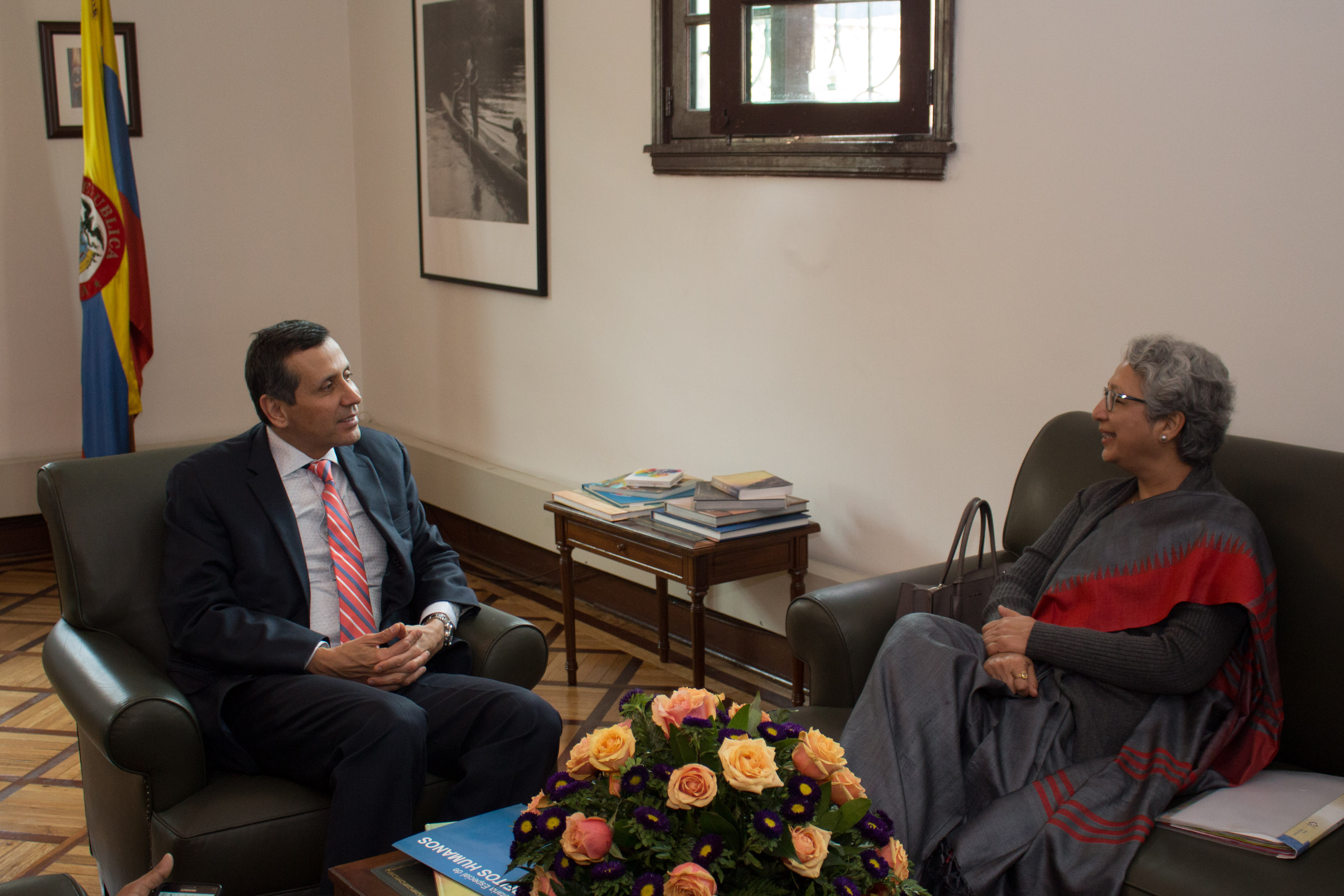 Viceministro de Asuntos Multilaterales se reunió con Secretaria de Comercio de la India