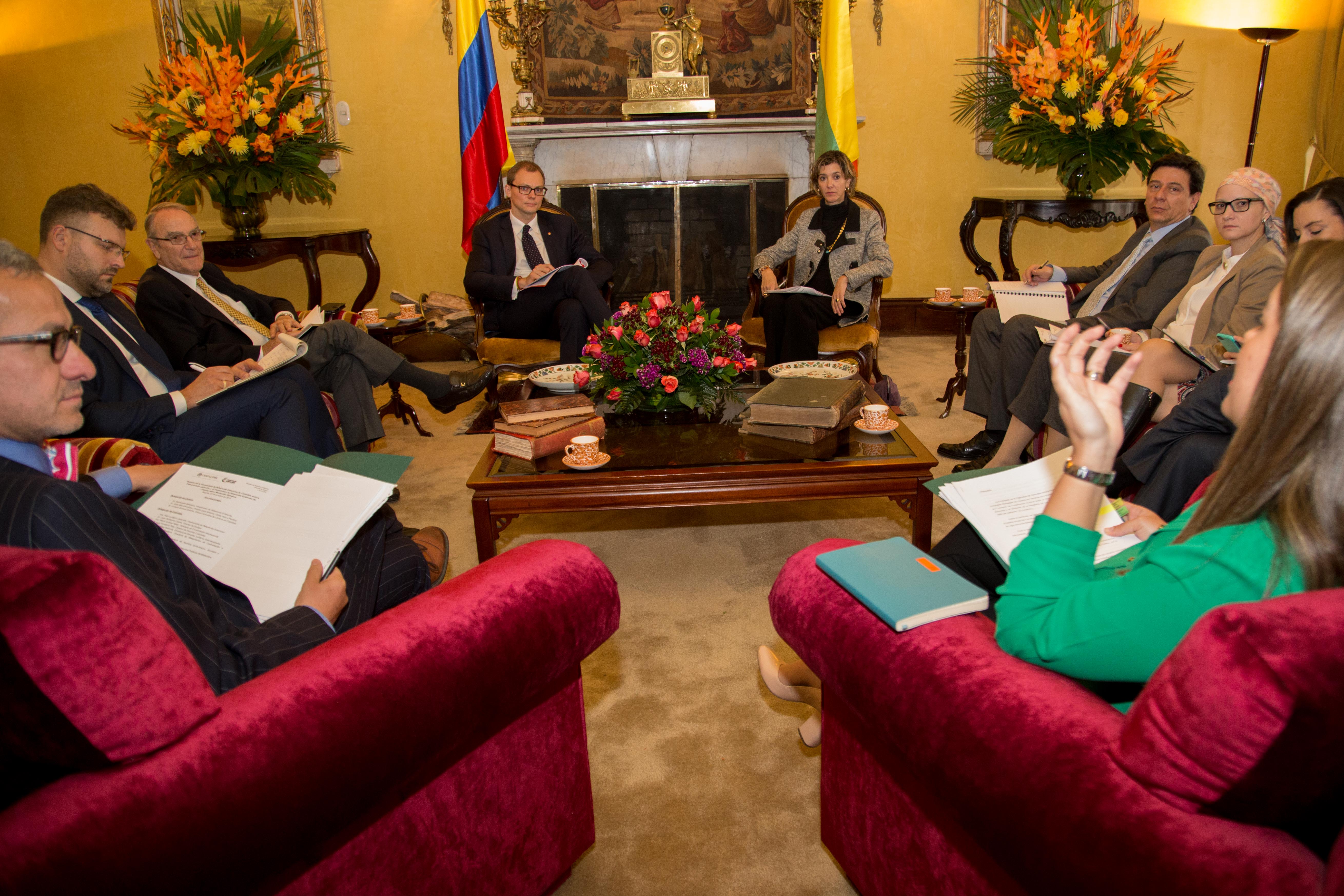 Viceministros de Relaciones Exteriores de Colombia y Lituania se reunieron en Bogotá