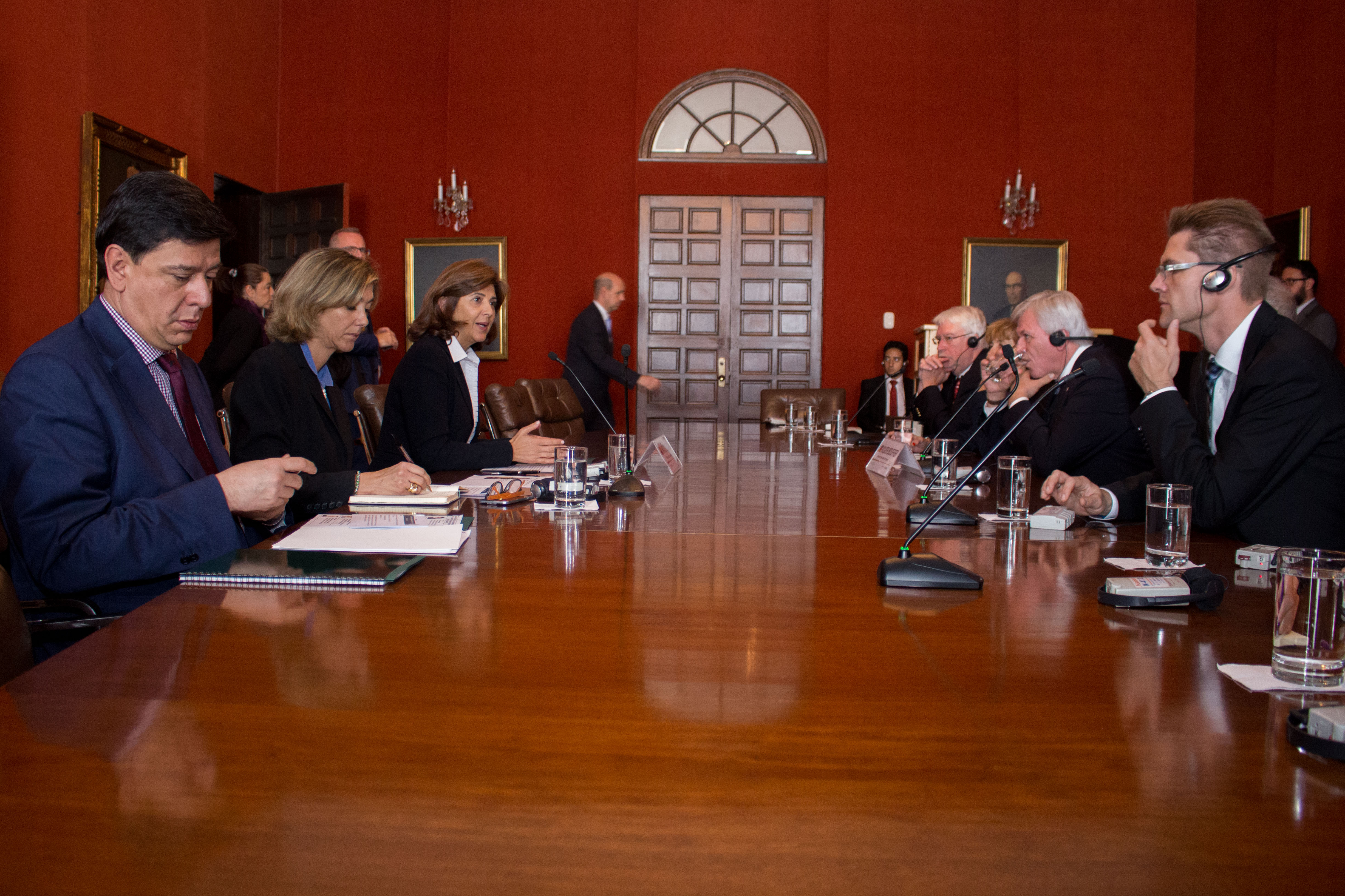 Delegaciones de Colombia y Hesse (Alemania) se reunieron para tratar de temas de interés 