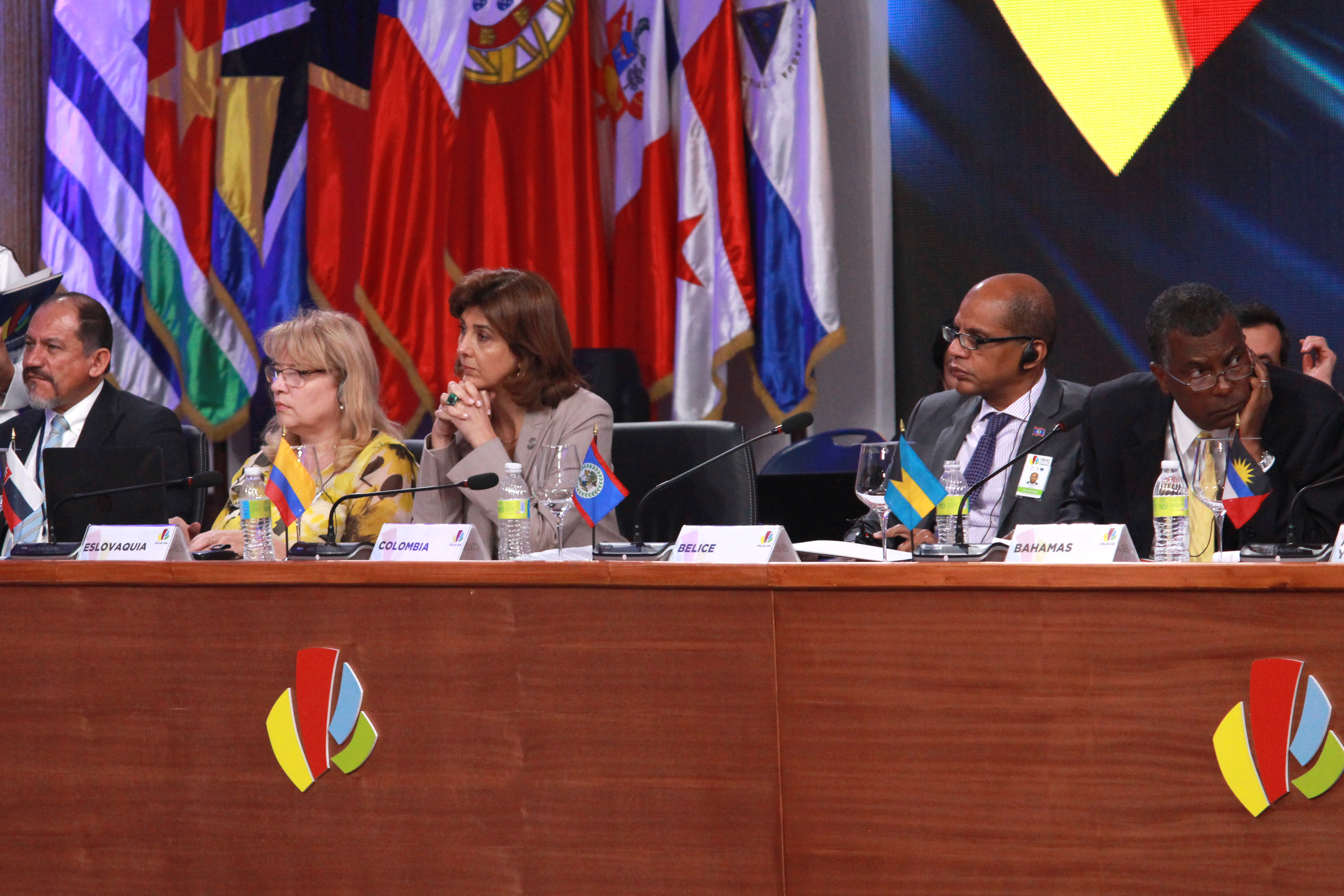Canciller Holguín participa en el segundo día de reunión de Ministros de Relaciones Exteriores CELAC y Unión Europea, en República Dominicana