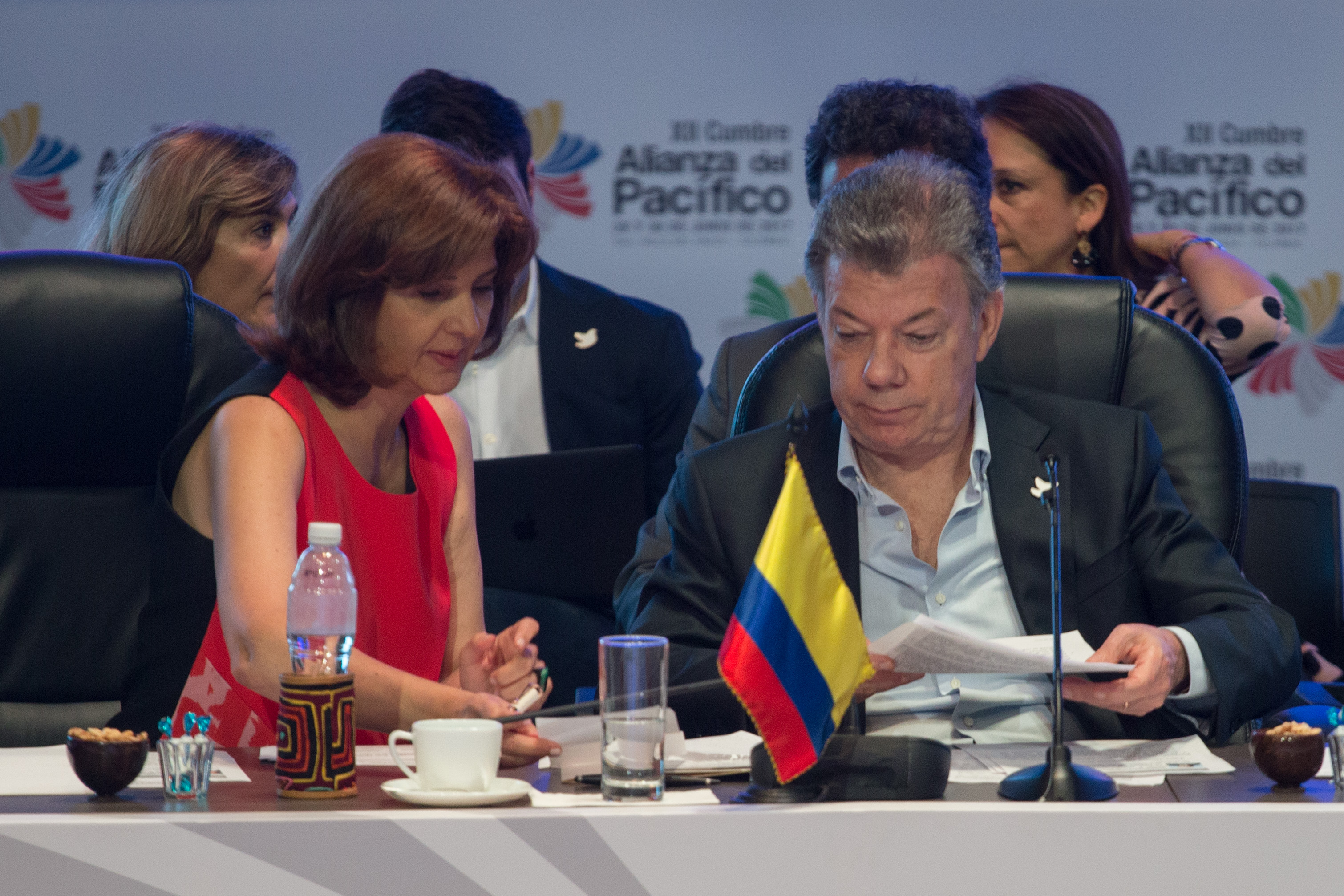 Ministra de Relaciones Exteriores acompañó al Presidente de Colombia en la plenaria de la Alianza