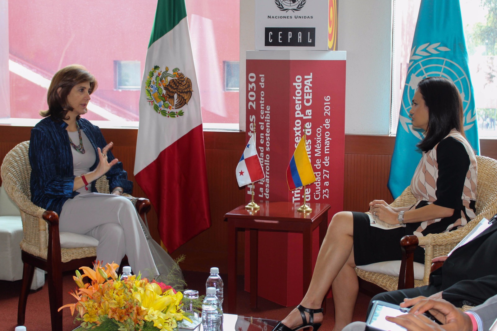 Canciller María Ángela Holguín se reunió con la Vicepresidenta y Ministra de Relaciones Exteriores de Panamá, Isabel de Saint Malo
