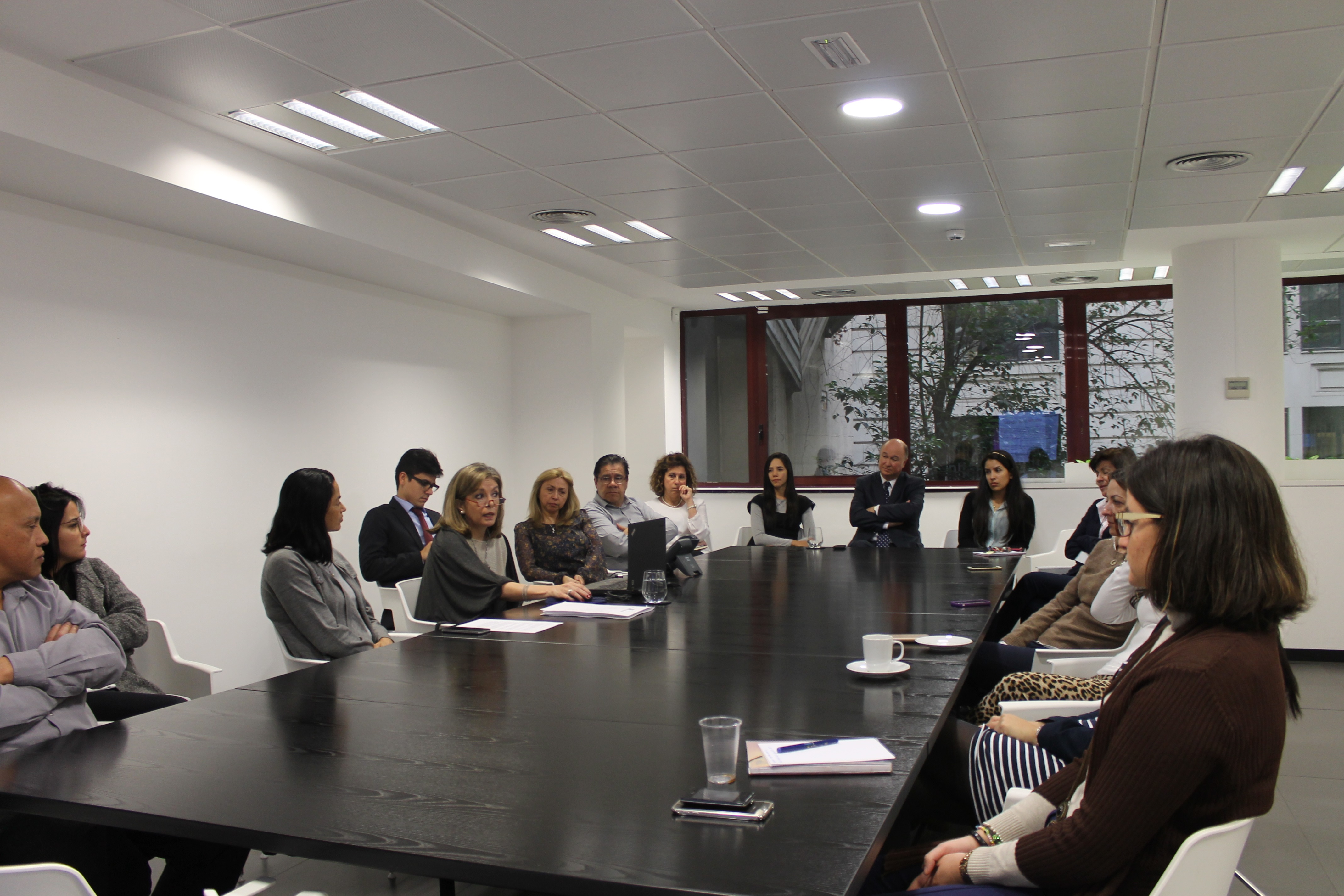 Consulado de Colombia en Madrid ofreció una charla formativa en contra de la violencia de género