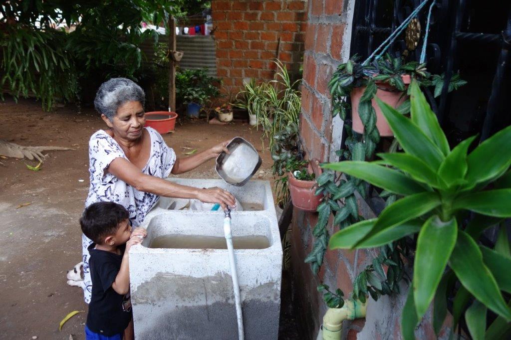Cancillería entregó proyecto de conexiones intradomicilarias de agua potable y alcantarillado que beneficia a 275 viviendas del corregimiento de Valencia de Jesús