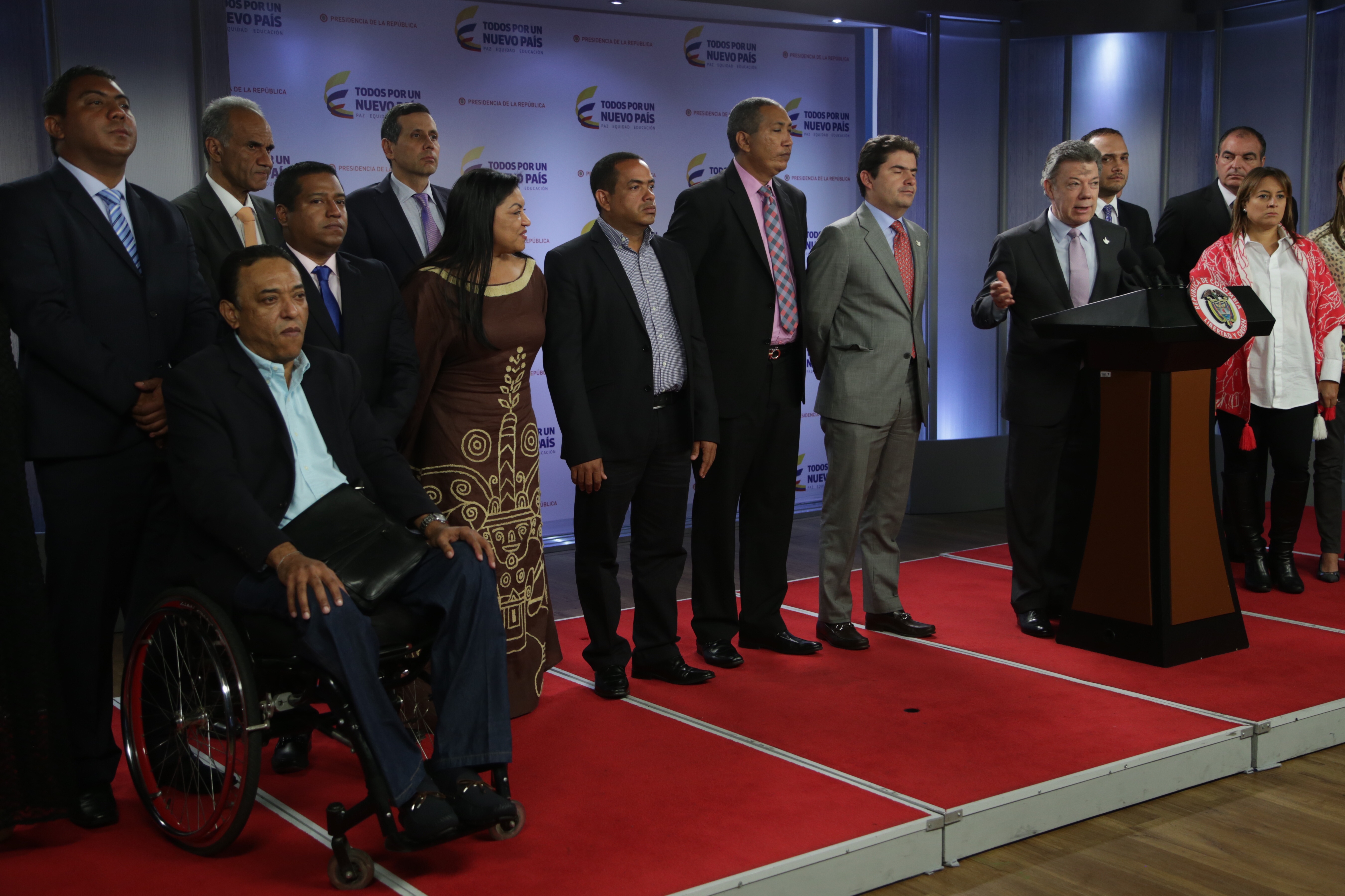 Viceministro Francisco Echeverri participó en la reunión liderada por el Presidente Santos para atender la situación en La Guajira