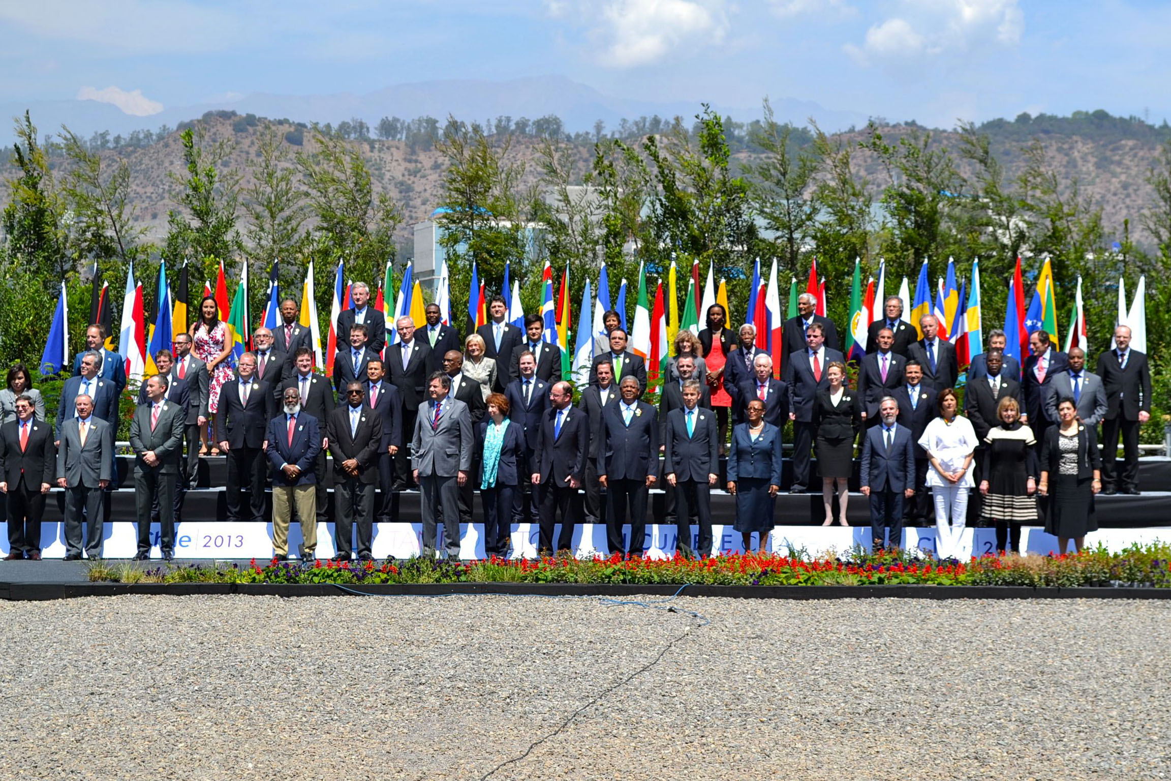  Foto oficial  de los Ministros de Relaciones Exteriores de CELAC y de la UE
