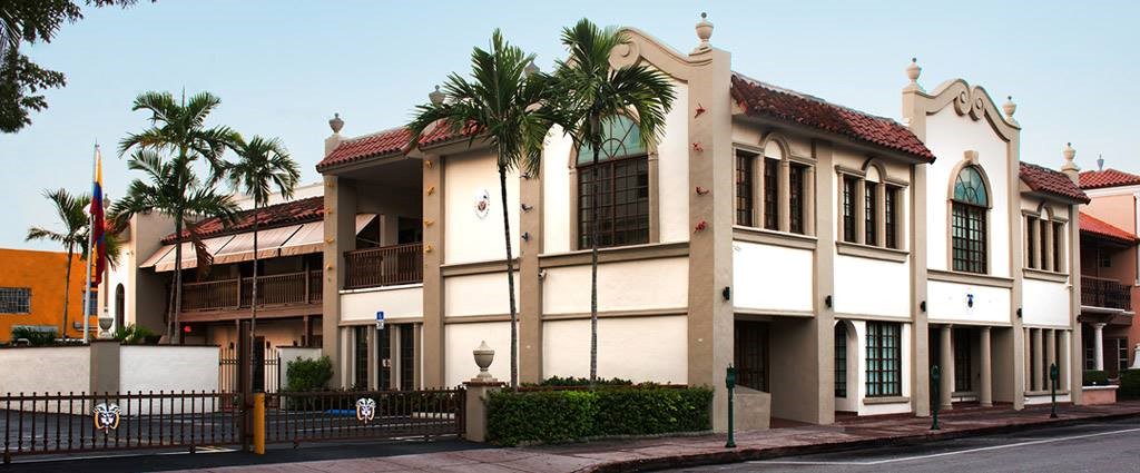  Sede del Consulado de Colombia en Miami ganó premio como el mejor diseño de restauración arquitectónica de Coral Gables 