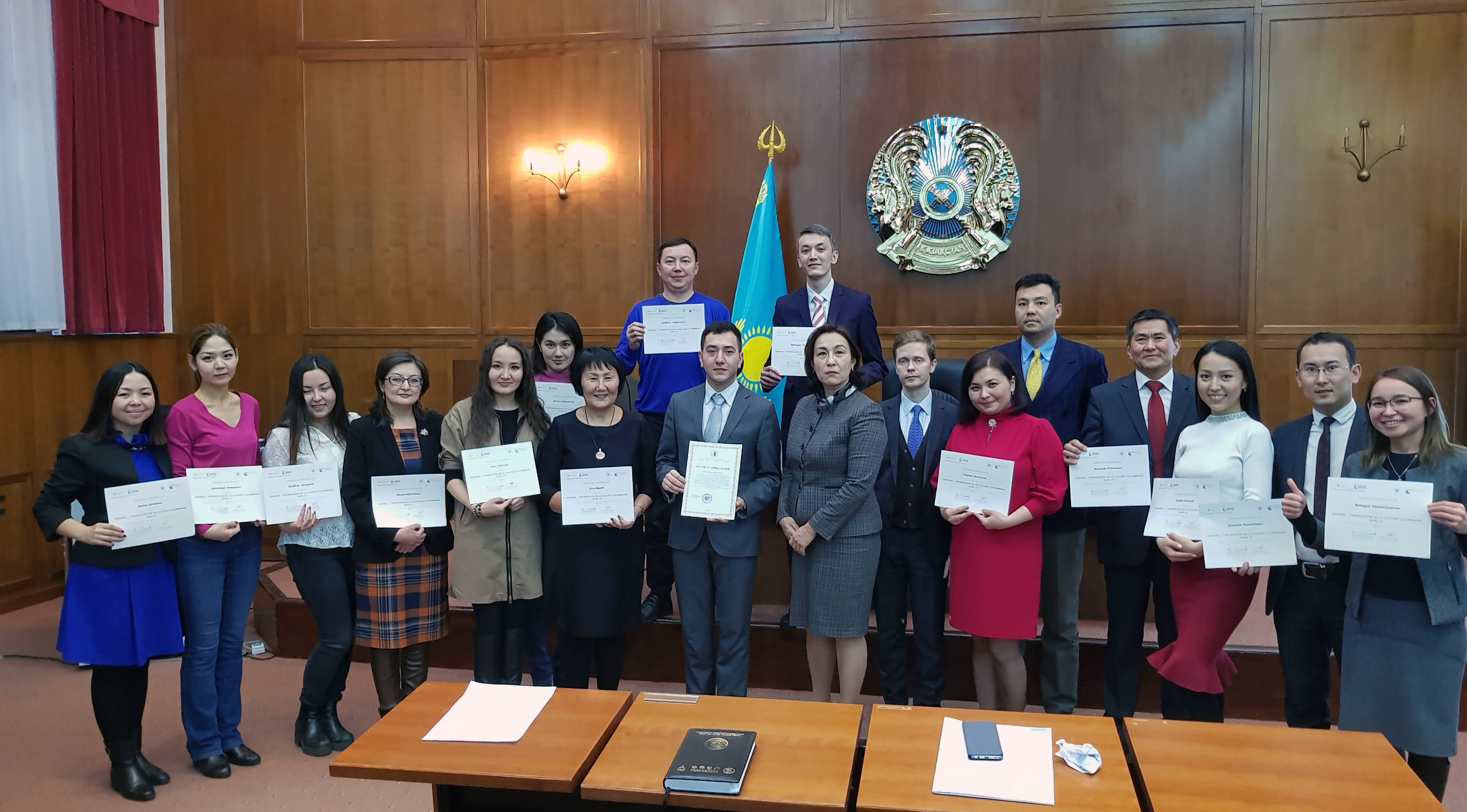 36 diplomáticos y funcionarios públicos de Kazajistán aprendieron español en 2017 gracias al Ministerio de Relaciones Exteriores