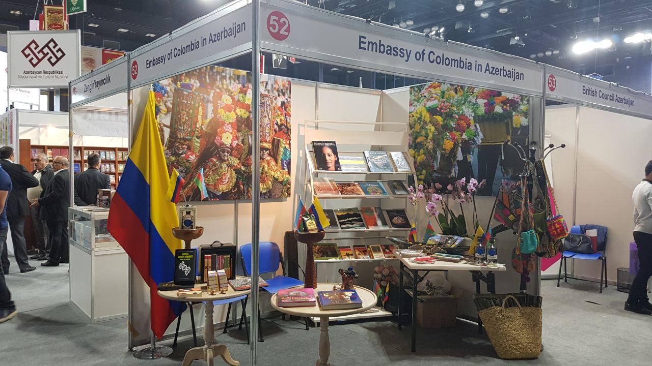 La Embajada de Colombia en Azerbaiyán participó en la V Feria Internacional del Libro de Bakú