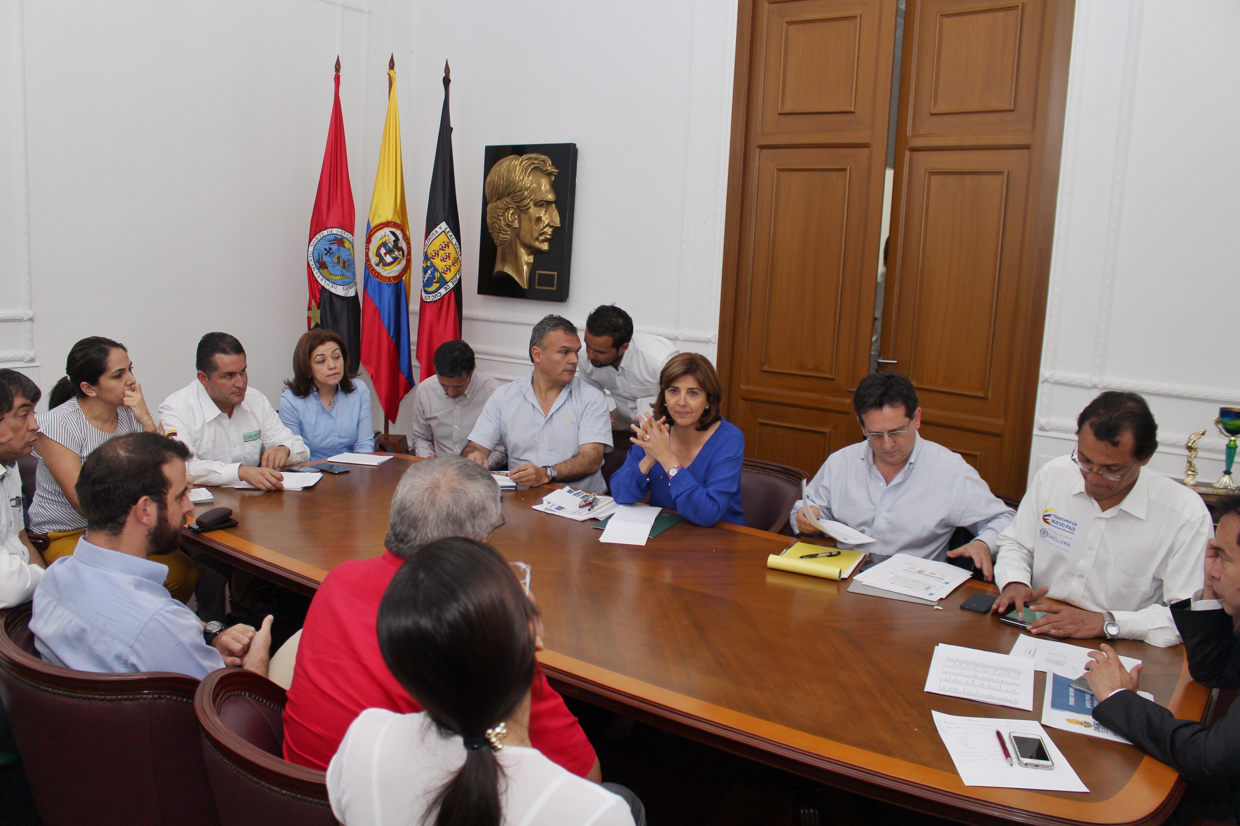 En Cúcuta, Canciller María Ángela Holguín se reunió con el sector empresarial, gobernadores