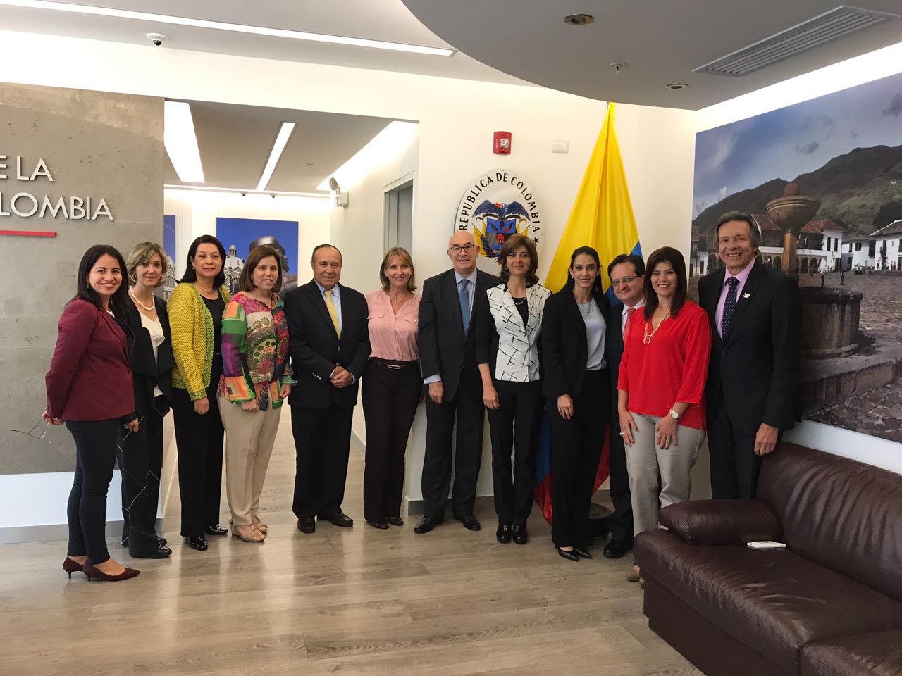 Canciller María Ángela Holguín realizó un trabajo de planeación estratégica con los Embajadores de Colombia 