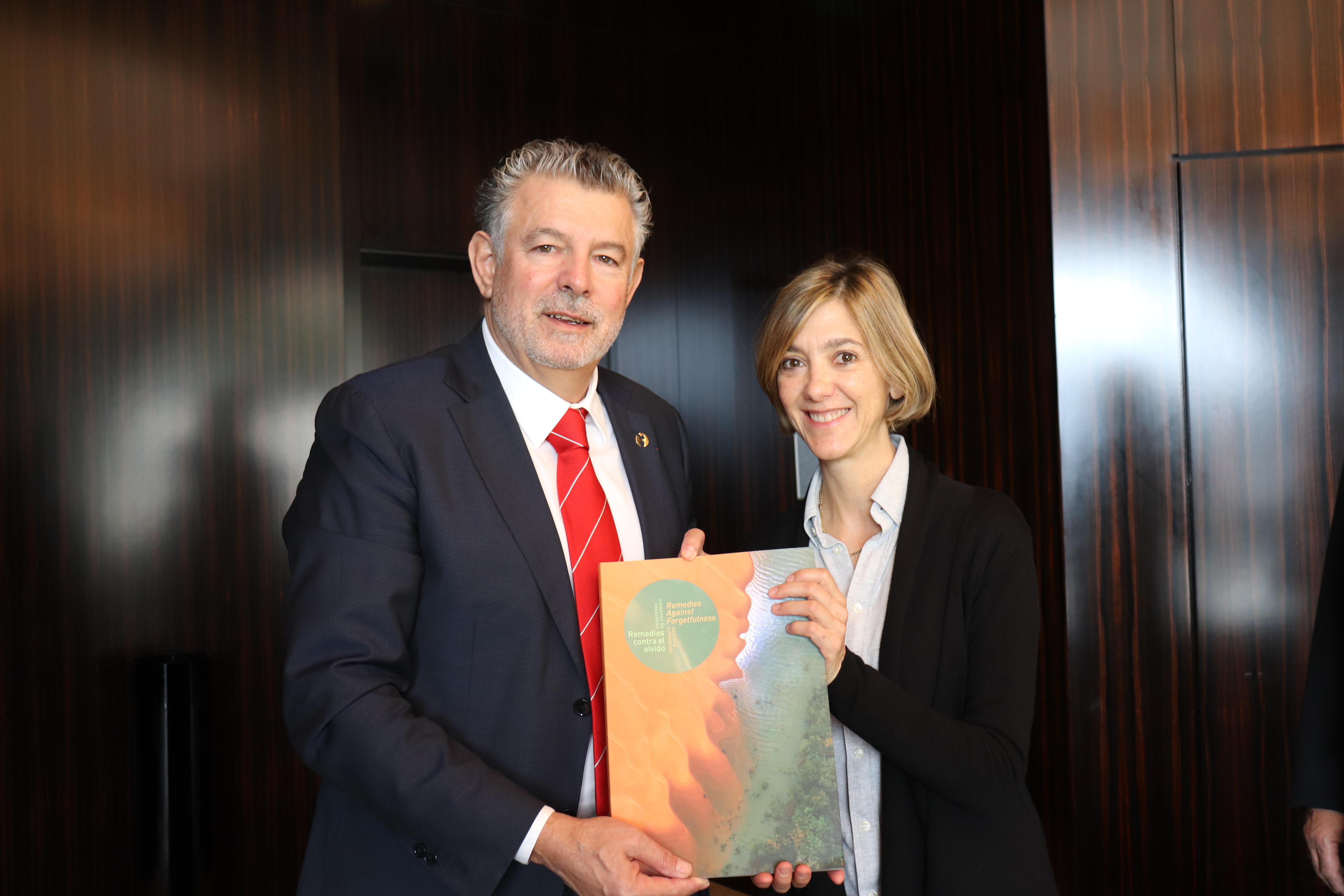 La Viceministra de Relaciones Exteriores, Patti Londoño, sostuvo un encuentro con el Presidente y fundador de Peace and Sport, Joël Bouzou