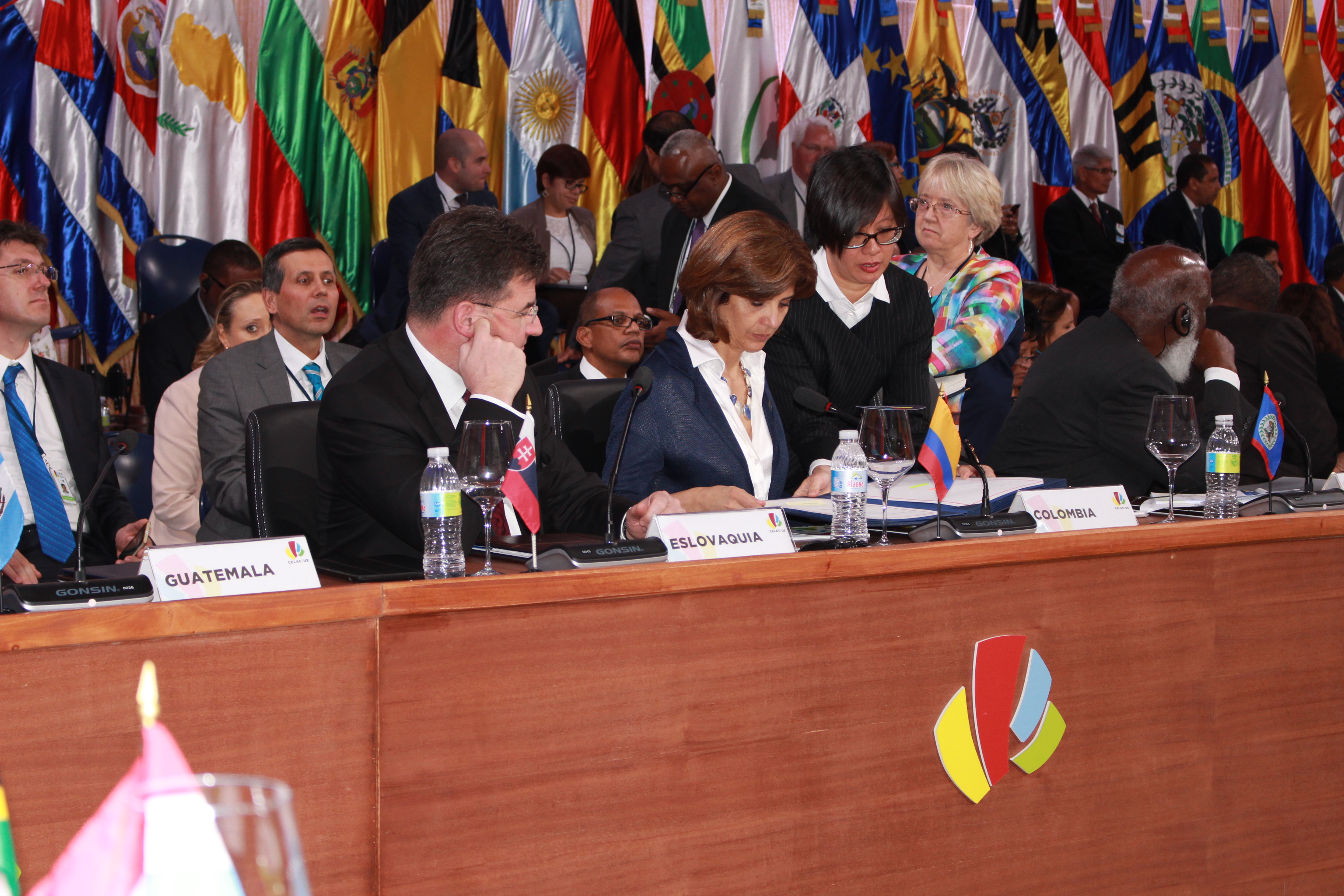 Canciller Holguín participó en la firma del Acuerdo Constitutivo de la Fundación EU LAC