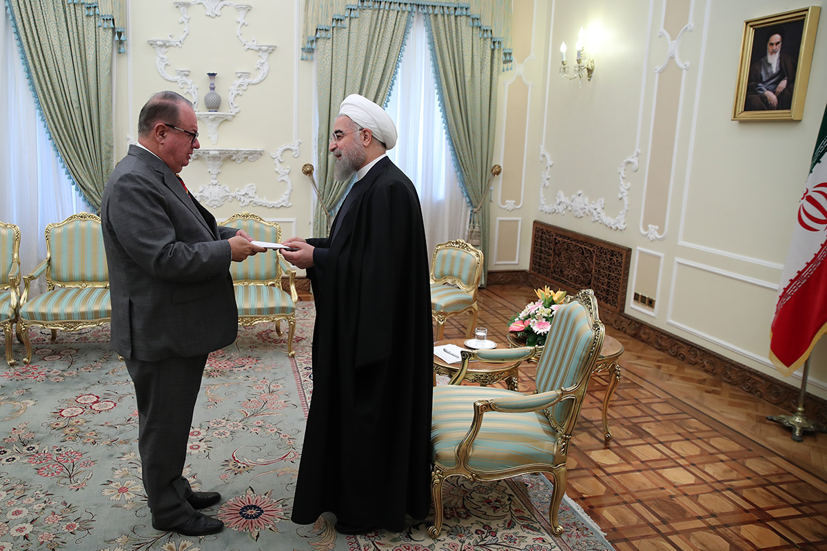 Embajador Juan Alfredo Pinto Saavedra presentó sus credenciales ante el Presidente Hasán Rouhaní en Teherán