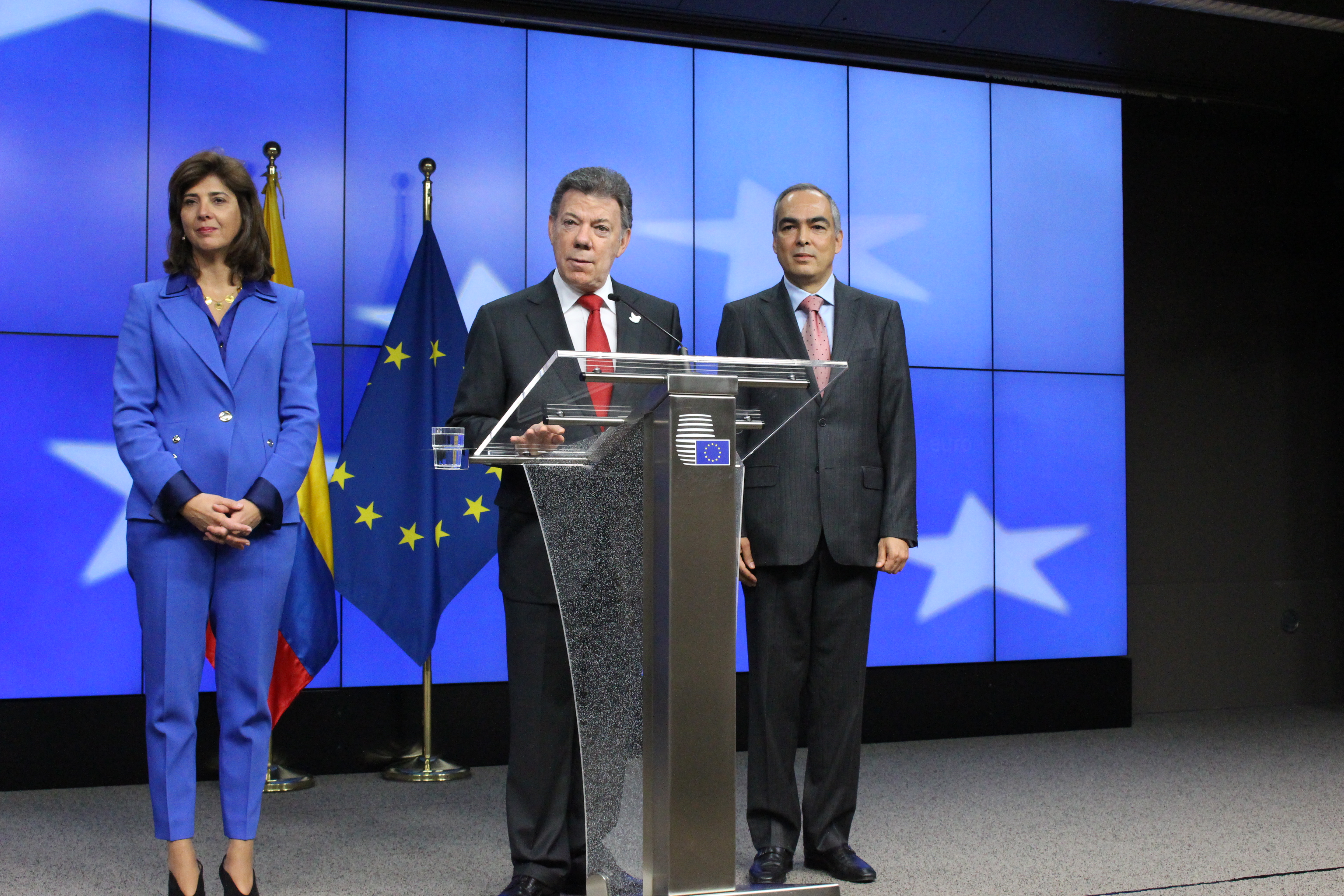 “Hoy Colombia está de fiesta”: Presidente Santos durante la ceremonia de la firma del Acuerdo de Exención de visado con la Unión Europea