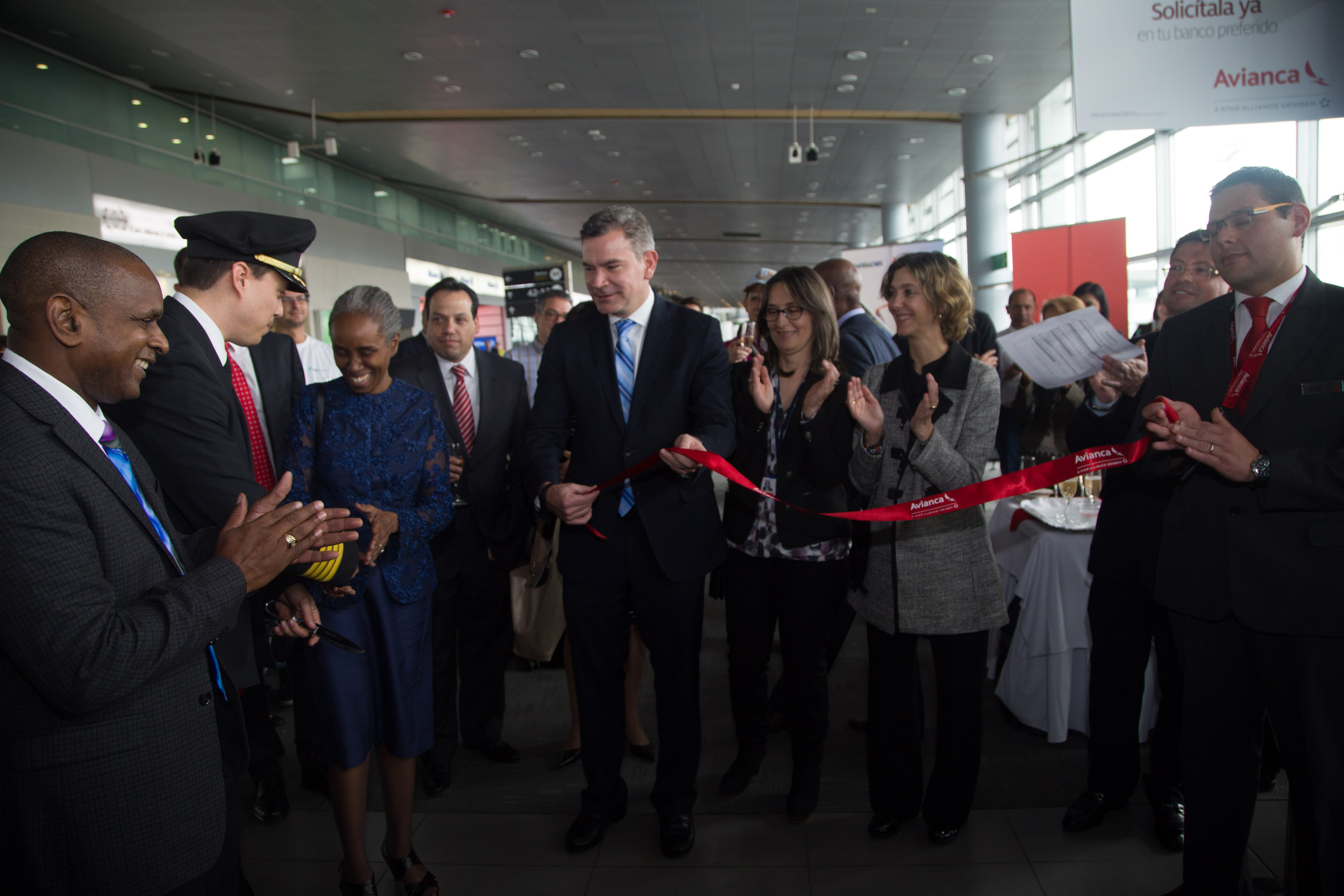 Viceministra de Relaciones Exteriores participó en la inauguración de la frecuencia aérea Colombia – Barbados