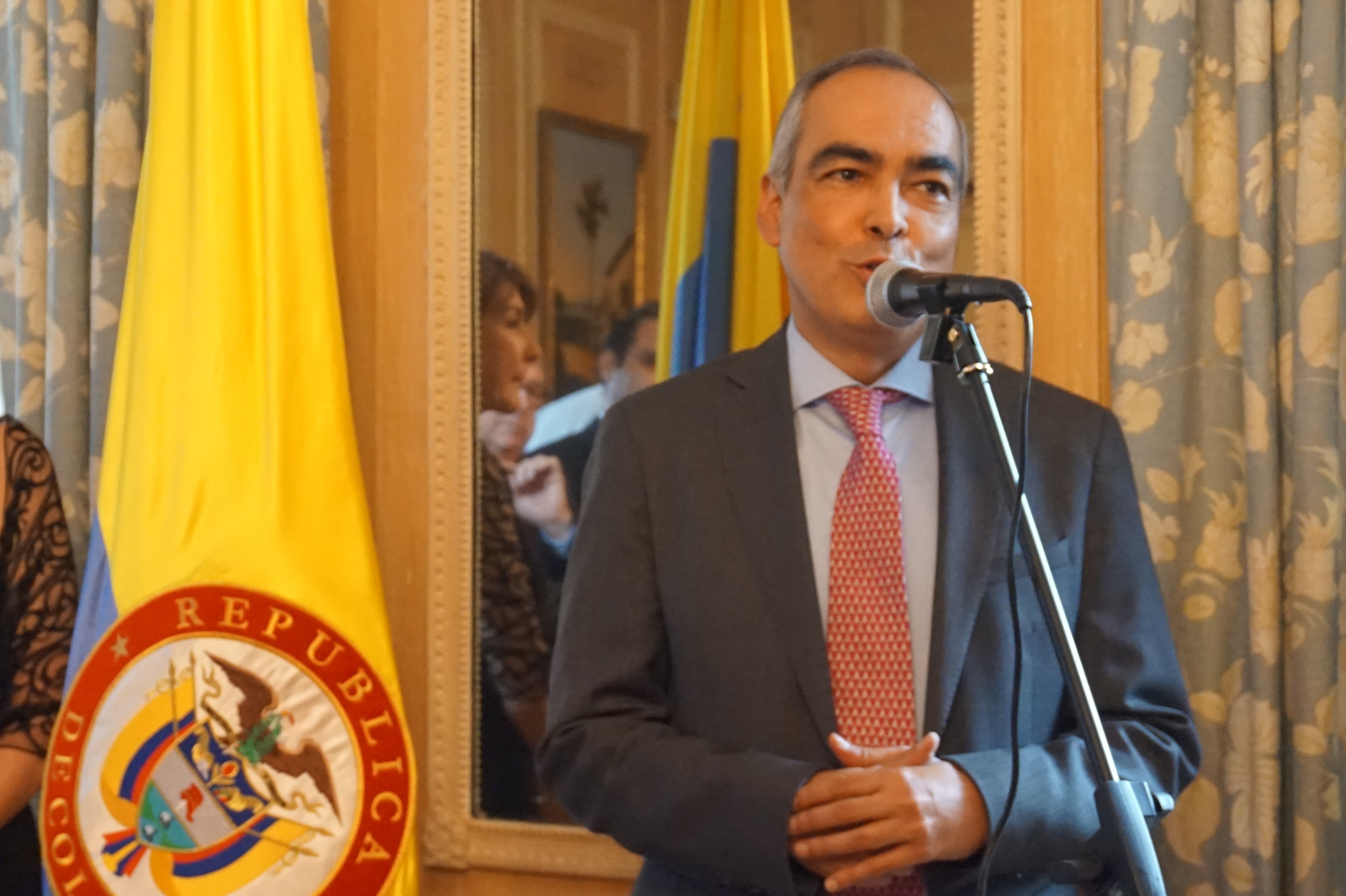 Alto Comisionado para la Paz, Rodrigo Rivera, inició visita oficial en Bruselas