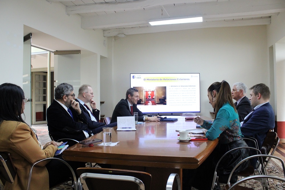 La Fundación Konrad Adenauer en Colombia visitó la Academia Diplomática  