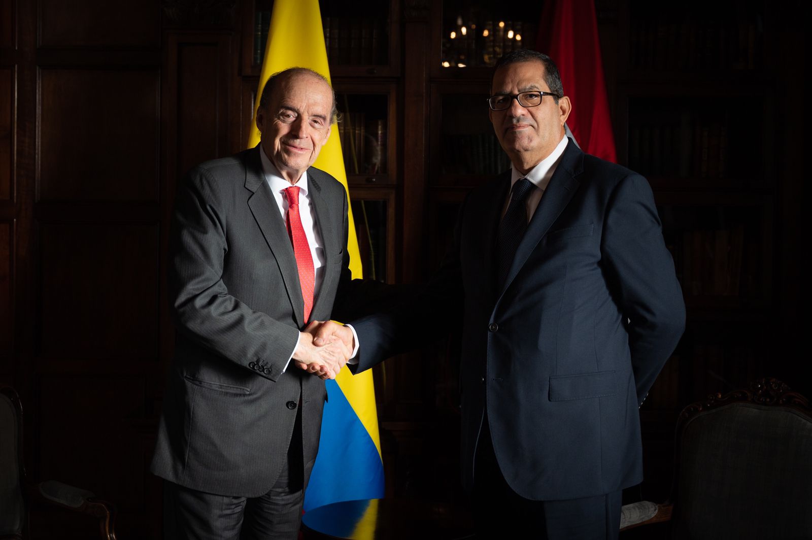 El Ministro de Relaciones Exteriores recibió Copias de Estilo del nuevo Embajador de la República Árabe de Egipto en Colombia