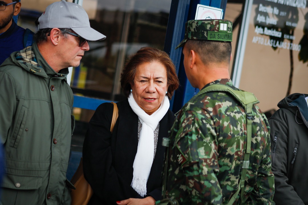 El Gobierno Colombiano garantiza la atención digna de los connacionales deportados por Ecuador