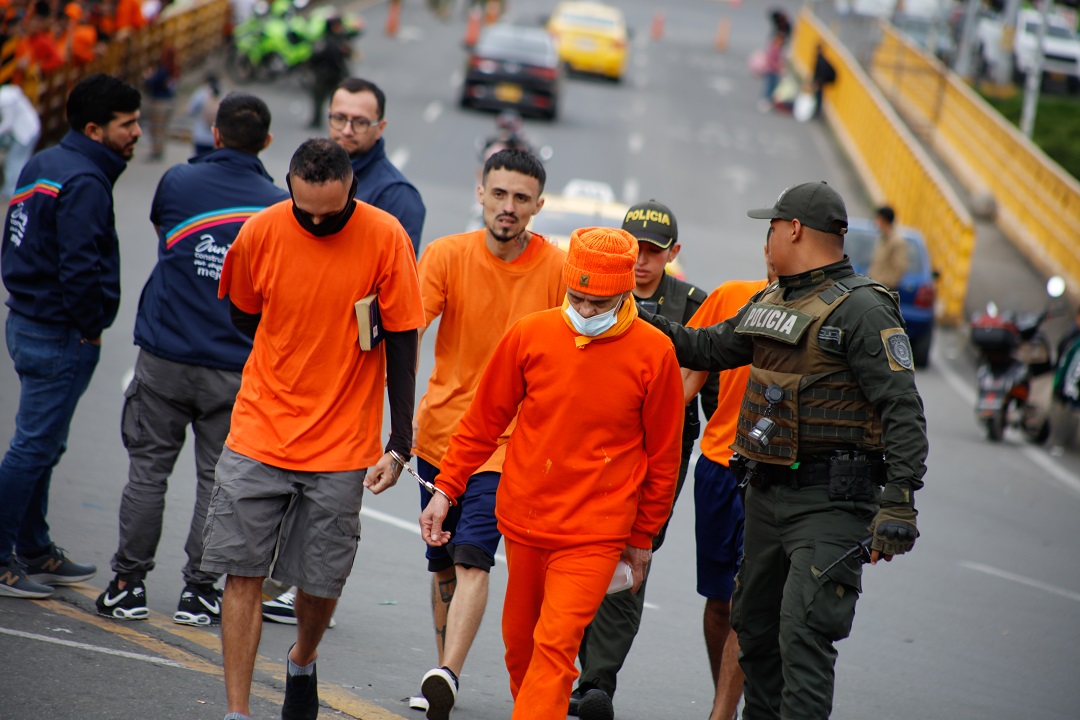 El Gobierno Colombiano garantiza la atención digna de los connacionales deportados por Ecuador