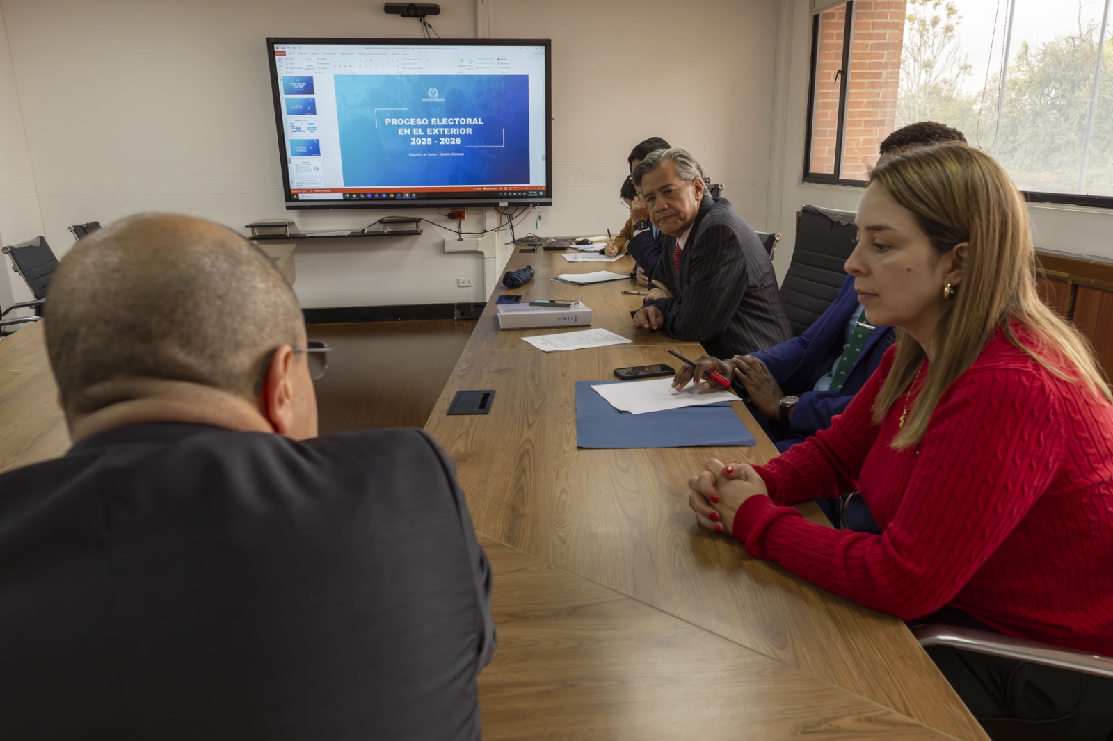 Cancillería y Registraduría fortalecen coordinación electoral con miras a los comicios de 2026