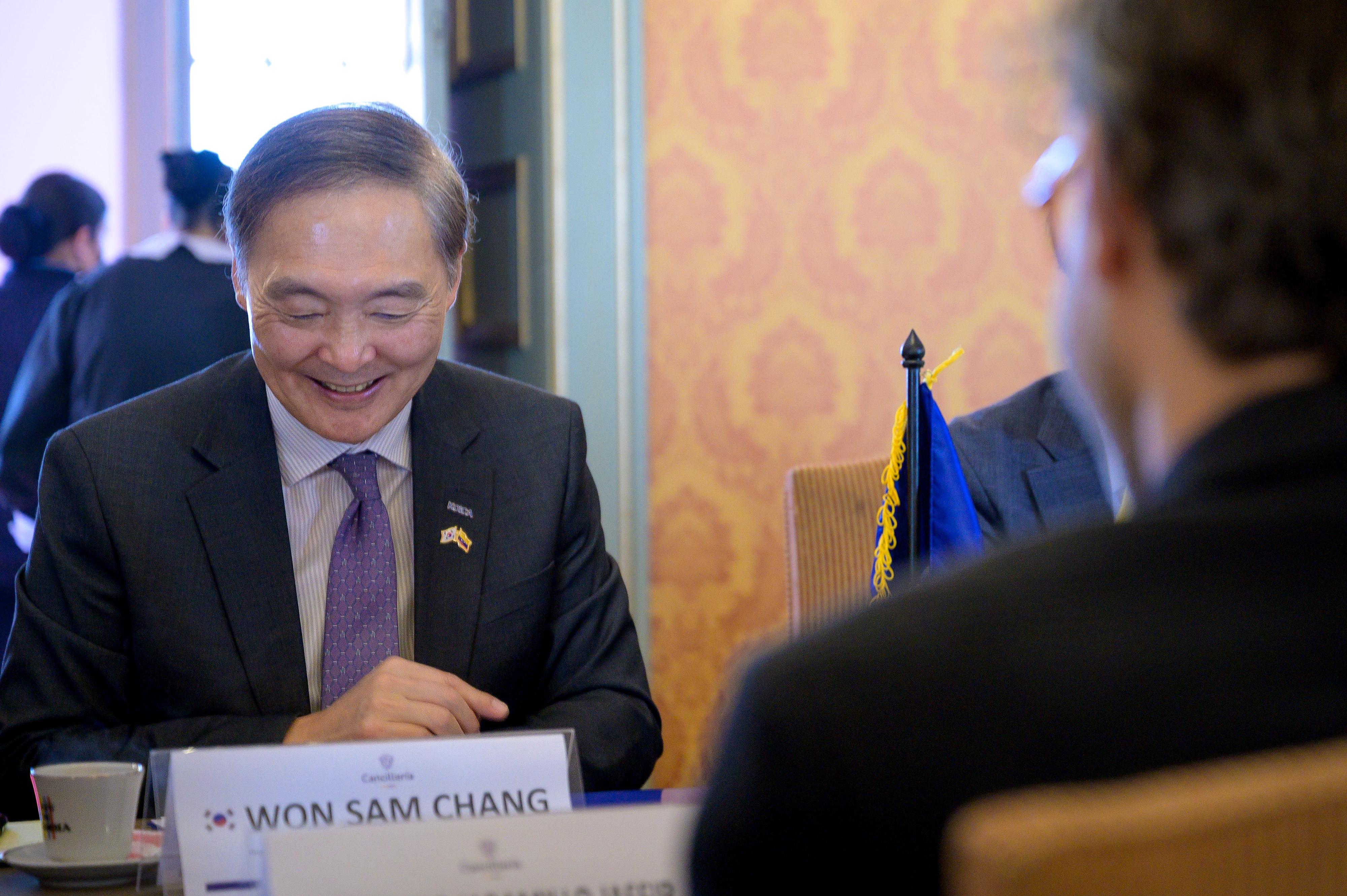 Colombia y Corea buscan fortalecer cooperación en diversas áreas estratégicas