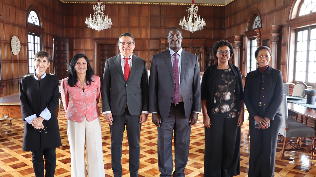 Colombia y Kenia intercambian buenas prácticas en materia de determinación de la condición de refugiados