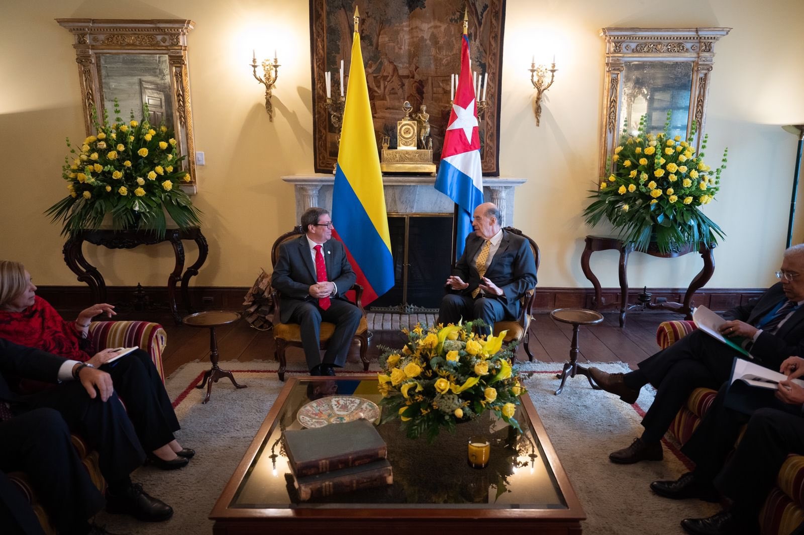 Reunión del Presidente Gustavo Petro, Vicepresidenta Francia Márquez y Canciller Álvaro Leyva reiteraron el interés en ampliar y profundizar las relaciones bilaterales al Canciller Cubano Bruno Rodríguez 