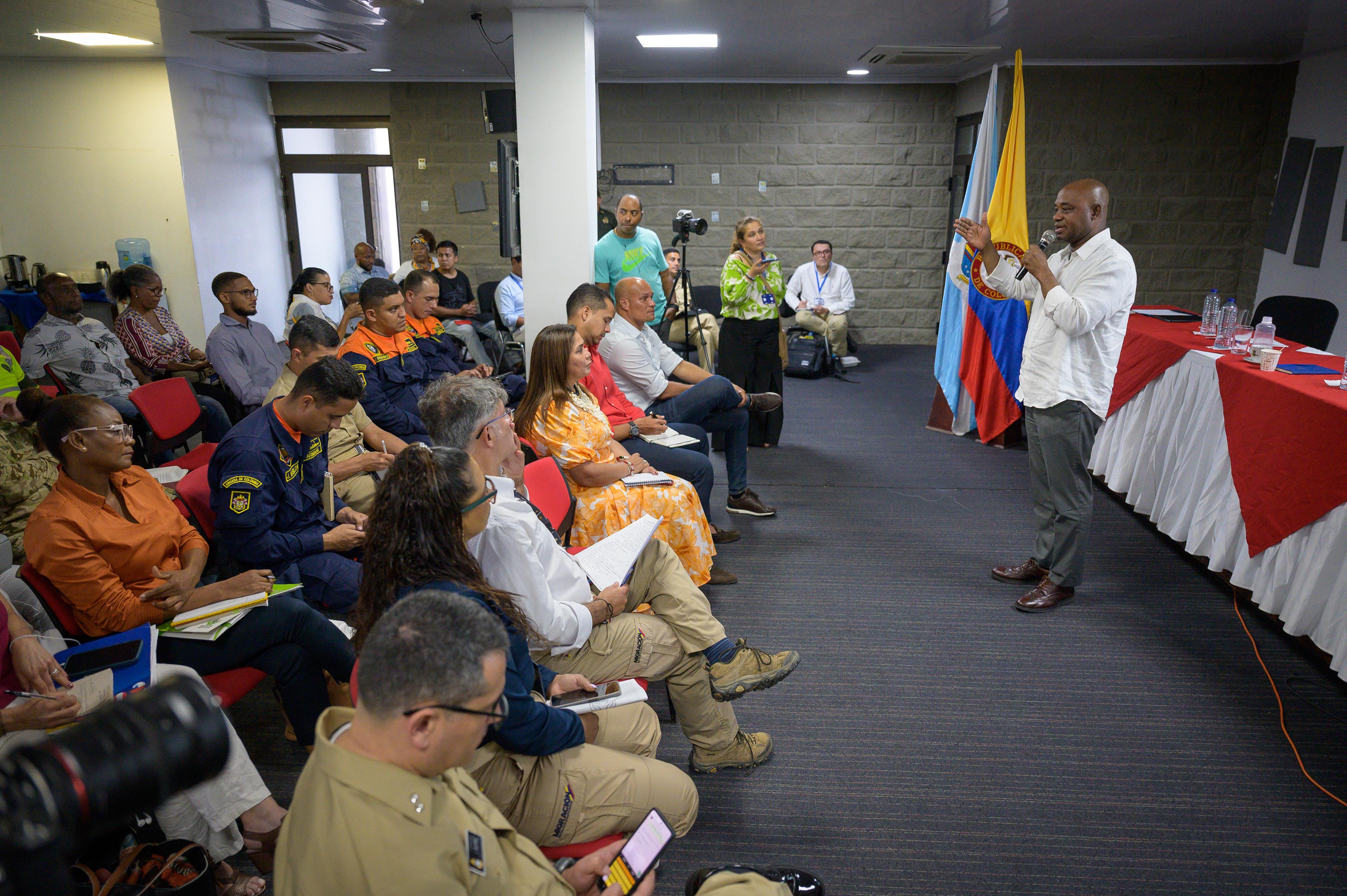 En su primera visita como Canciller a un Departamento, Luis Gilberto Murillo visitó San Andrés. Allí explicó  la Estrategia Caribe que implementa el Gobierno del cambio y en el cual la comunidad raizal tiene un papel fundamental