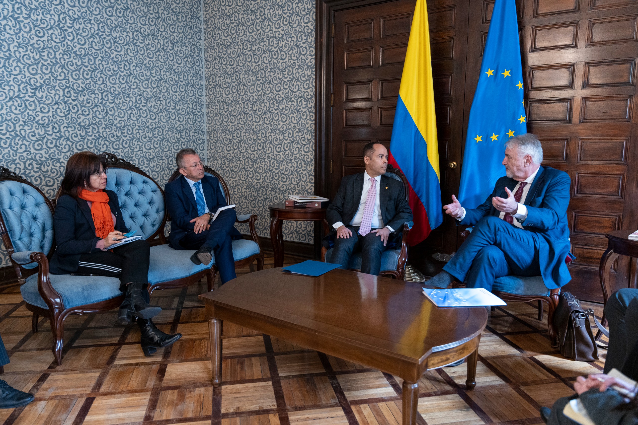 El Viceministro de Relaciones Exteriores (E) Daniel Ávila Camacho se reunió con el Enviado Especial de la Unión Europea para la Paz en Colombia
