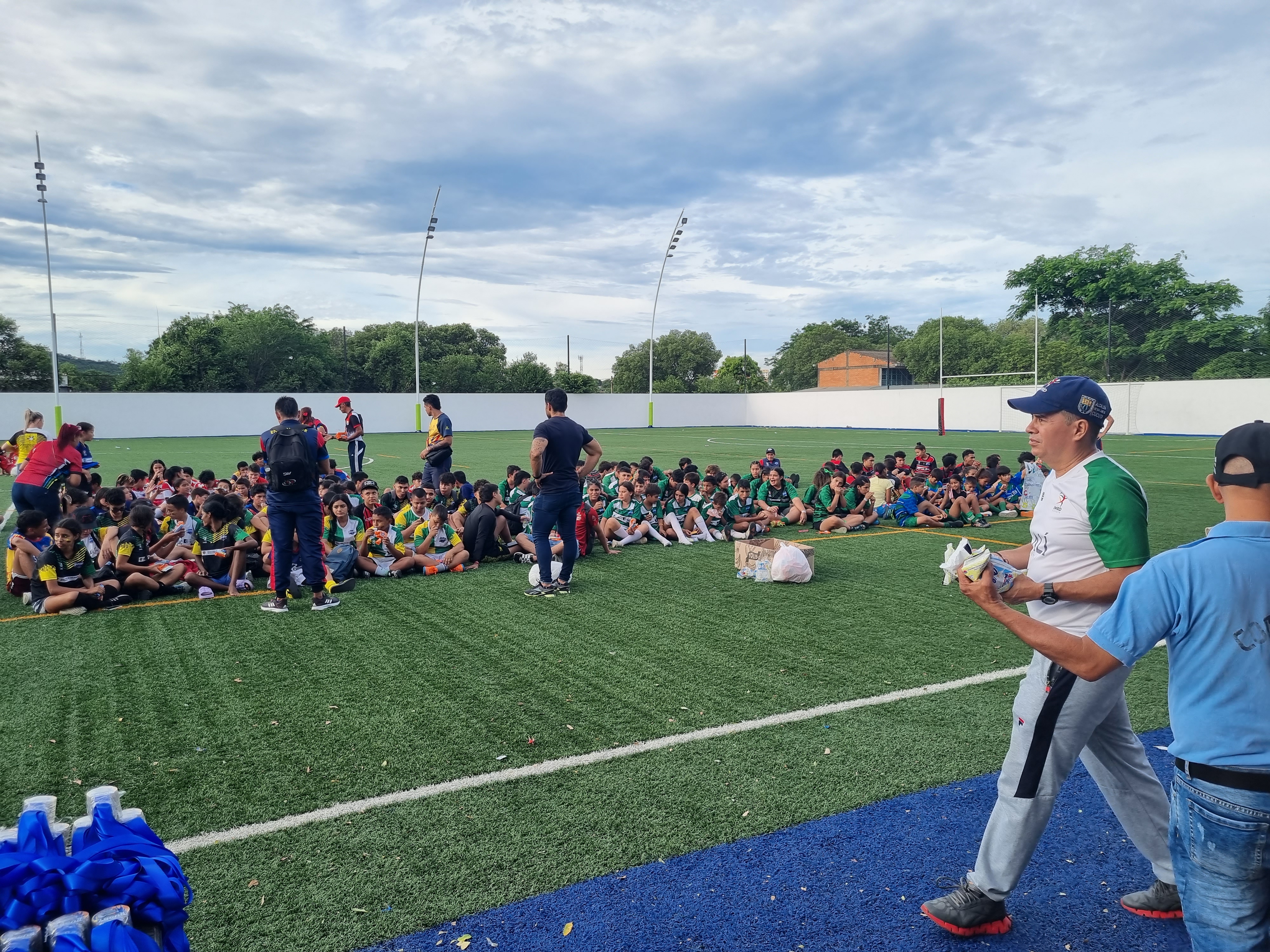 “Más niñ@s jugando rugby, escuela de valores”