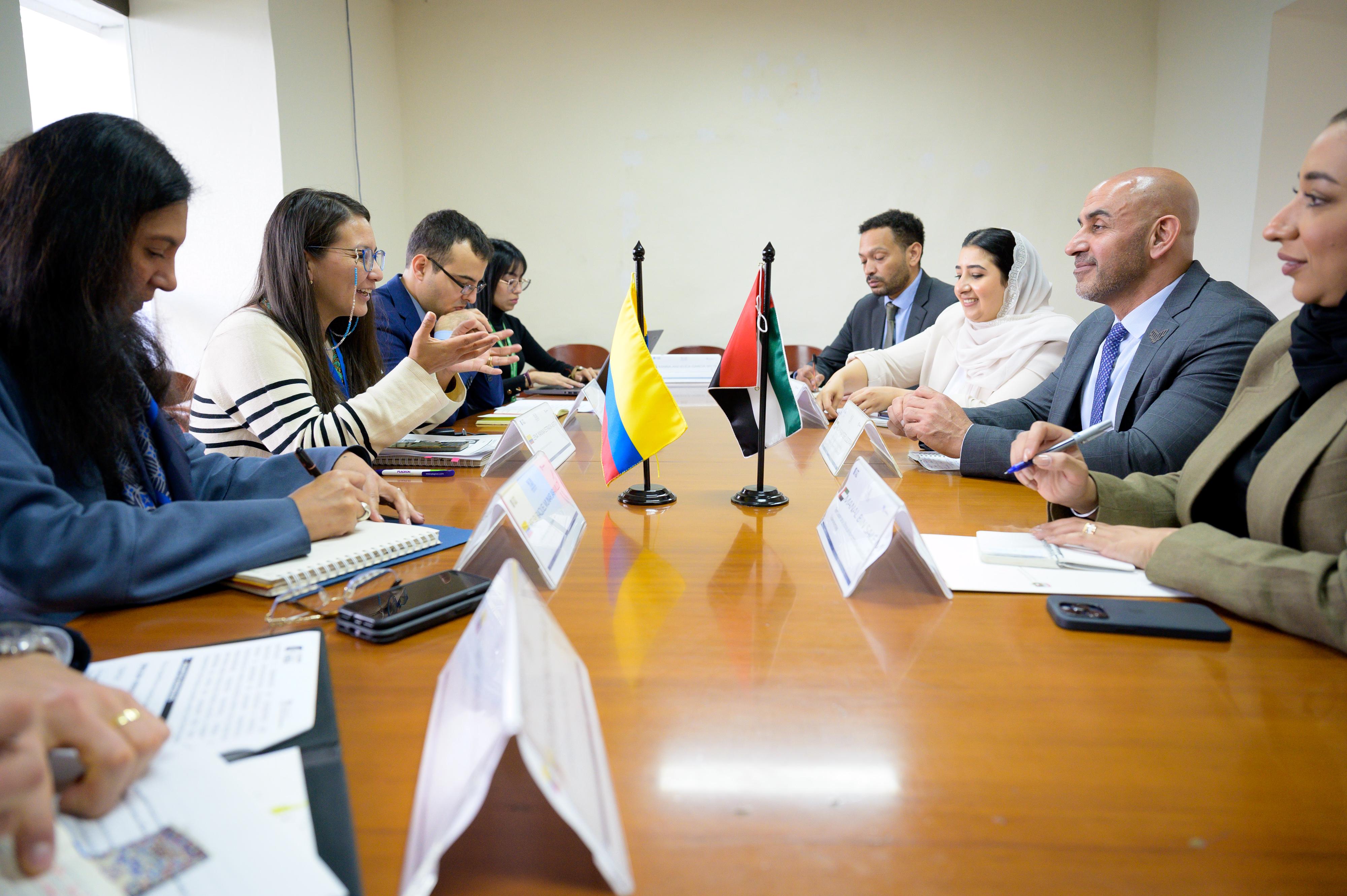 Visita del viceministro Abdulla Nasser Lootah y su delegación de Emiratos Árabes Unidos a la Academia Diplomática del Ministerio de Relaciones Exteriores 