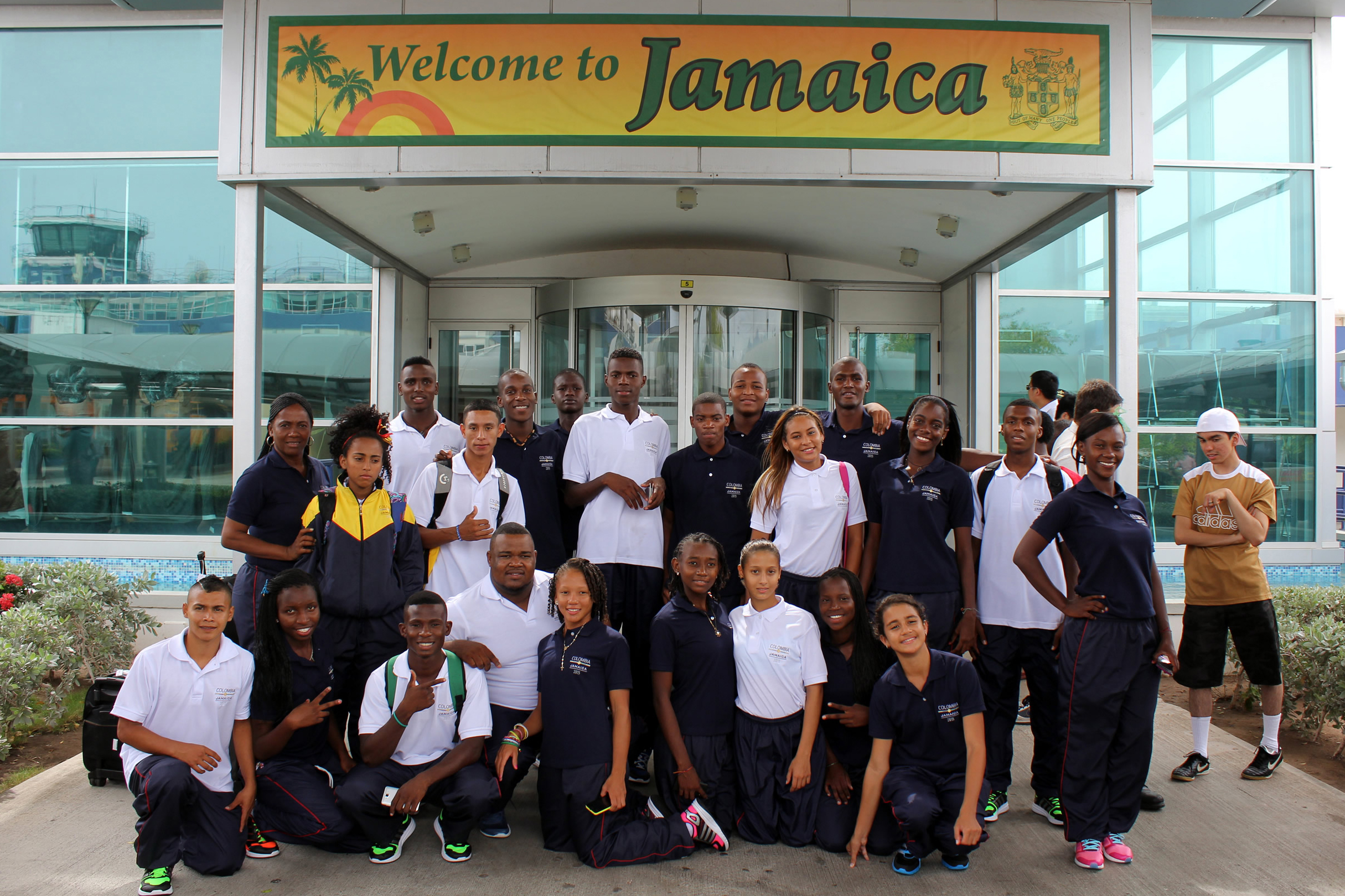 Ya están en Jamaica los 20 atletas colombianos que participan en el intercambio de Diplomacia Deportiva de Cancillería