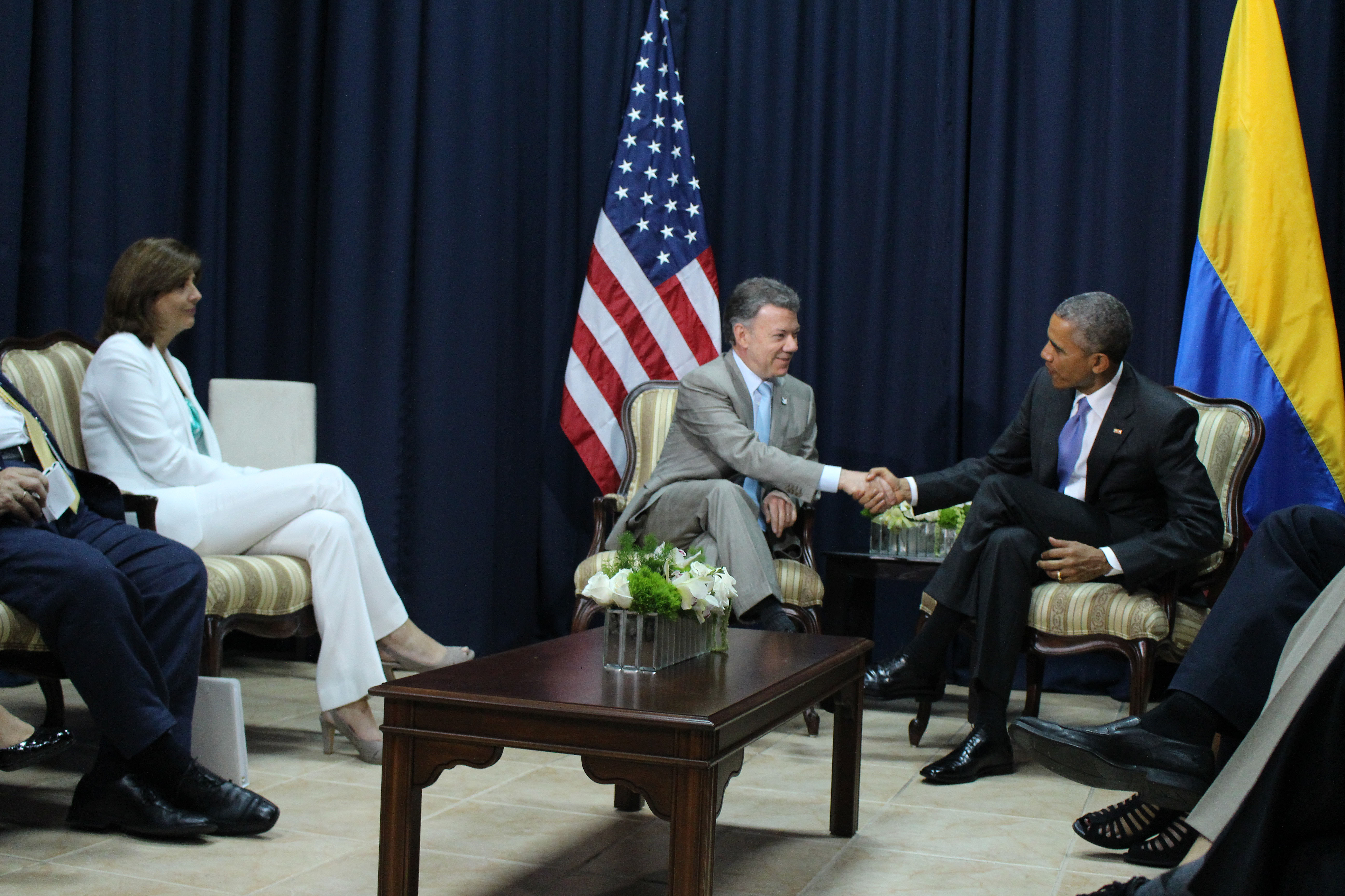 VII Cumbre de las Américas, Presidentes Juan Manuel Santos y Barack Obama adelantaron encuentro bilateral 