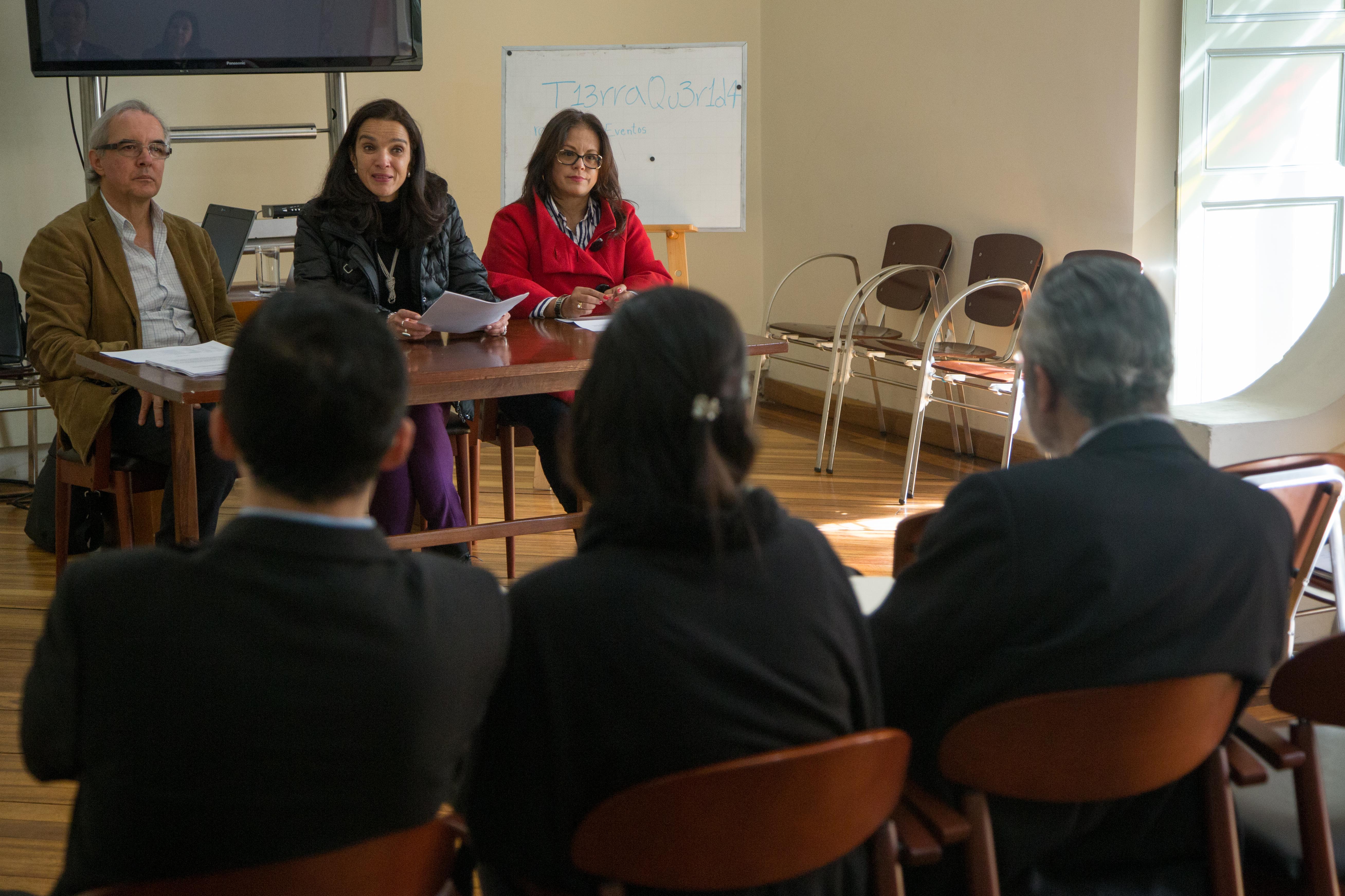 Academia Diplomática dicta Taller de Estrategias de Negociación a funcionarios del Senado