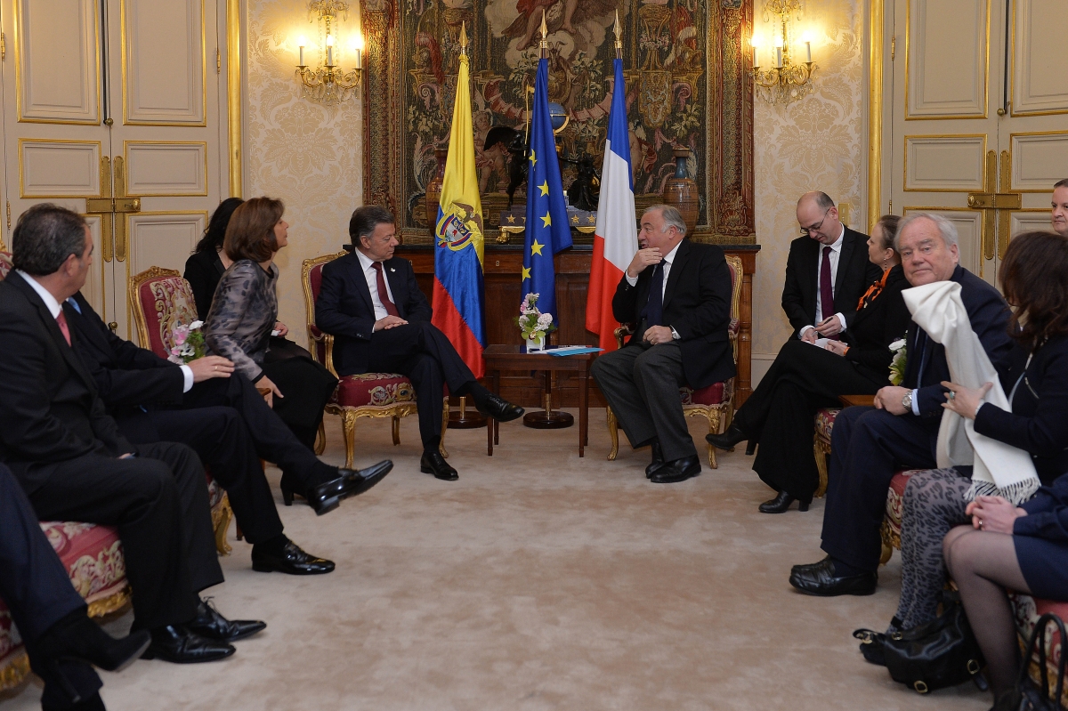 Agenda del Presidente Santos y Canciller Holguín avanza en Francia
