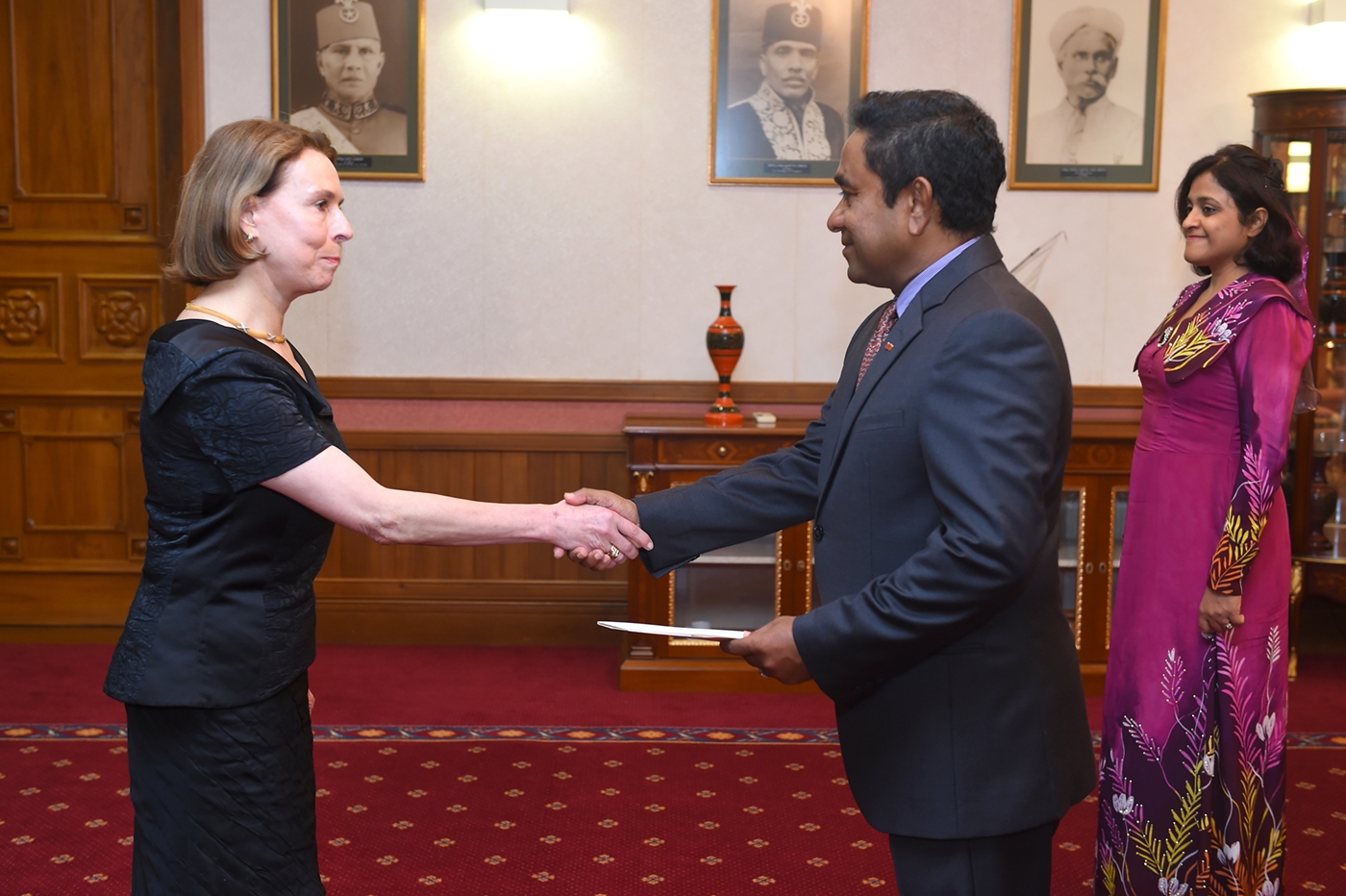 Cartas Credenciales - embajadora de Colombia en la India