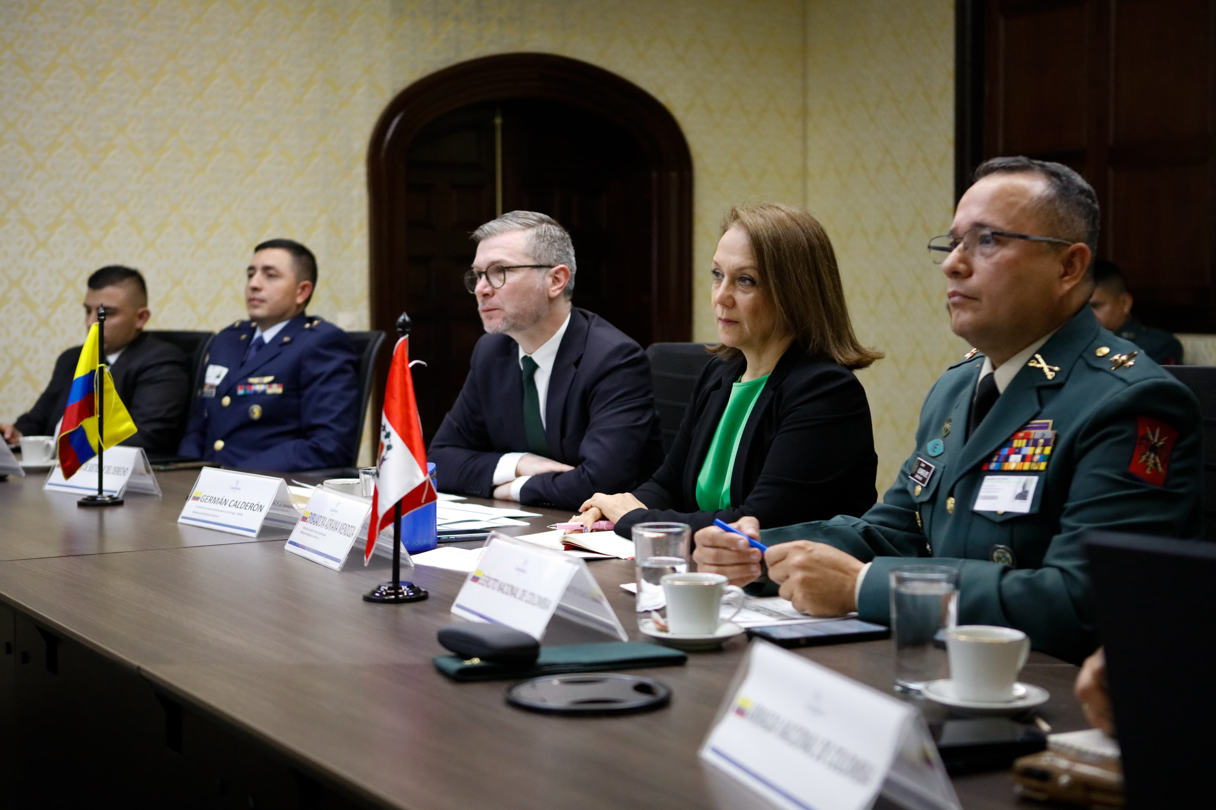 Colombia y Perú realizan la XIII Reunión de la Comisión Mixta en Materia de Control de Drogas