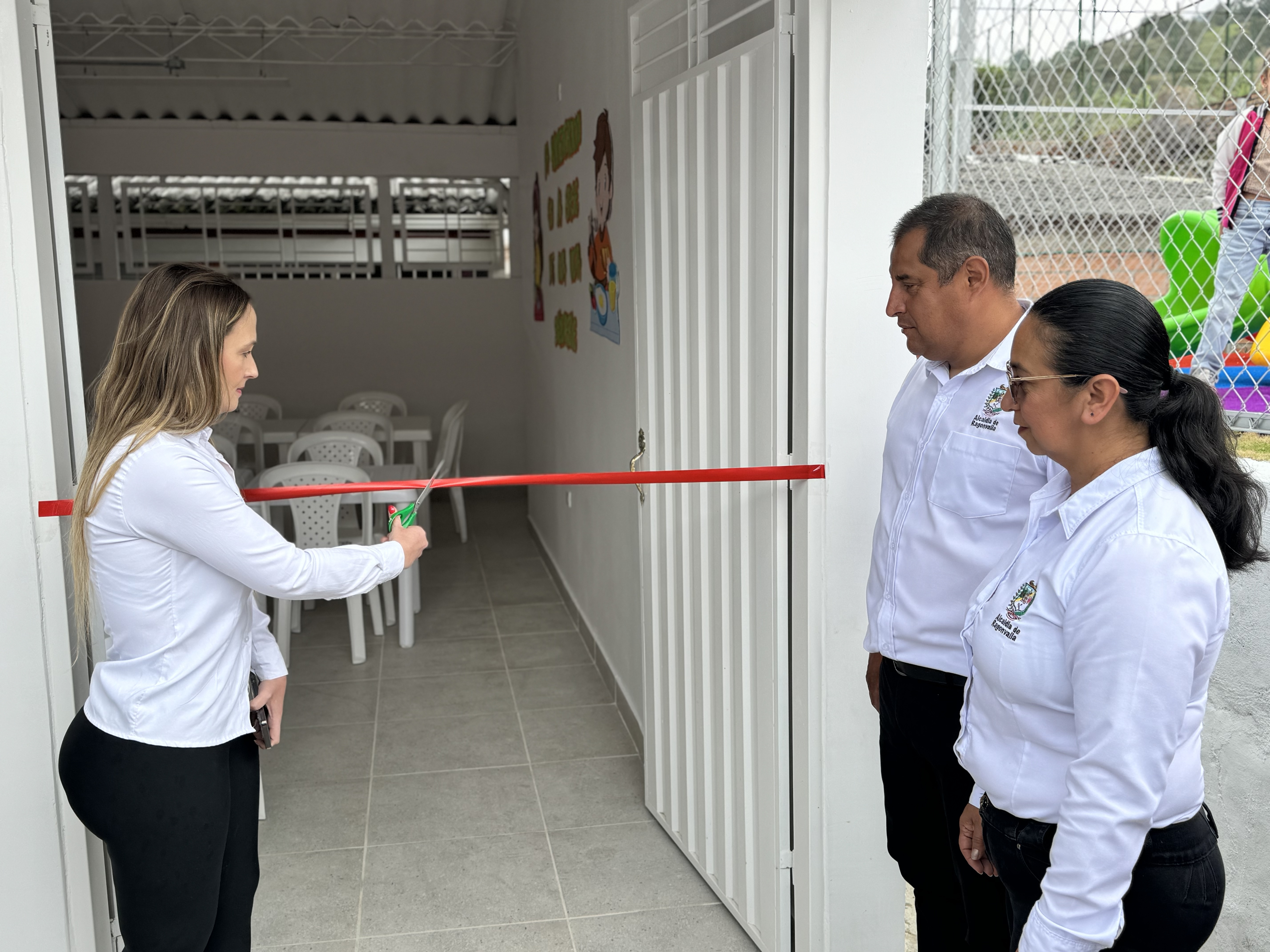 Dirección para el Desarrollo y la Integración Fronteriza de Cancillería hizo entrega del proyecto: mejoras en el comedor escolar en la Institución Educativa Integrada Nuestra Señora de la Merced en Norte de Santander