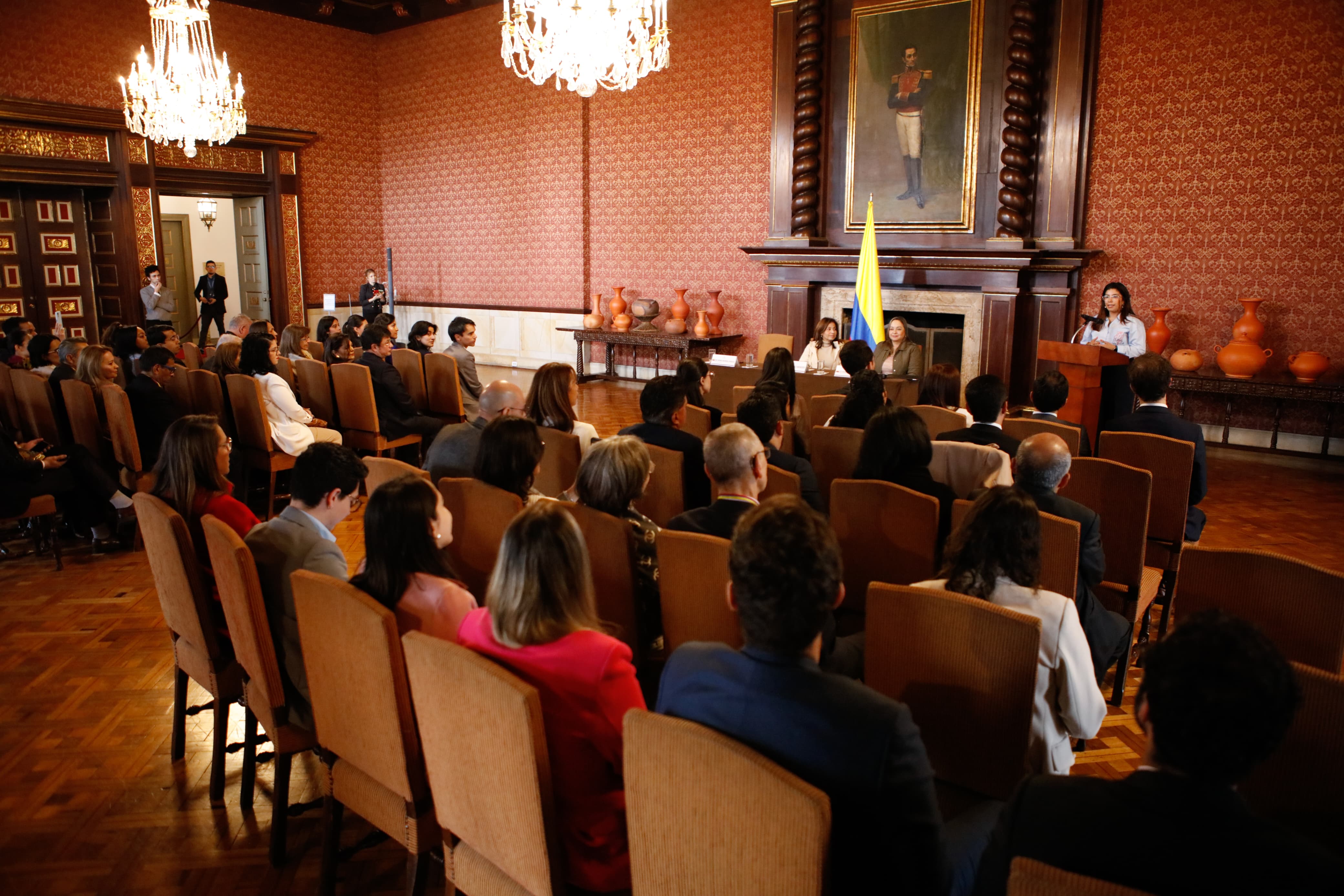 Nuevos diplomáticos inician su camino “Hablar el idioma de la diplomacia es servir al país”