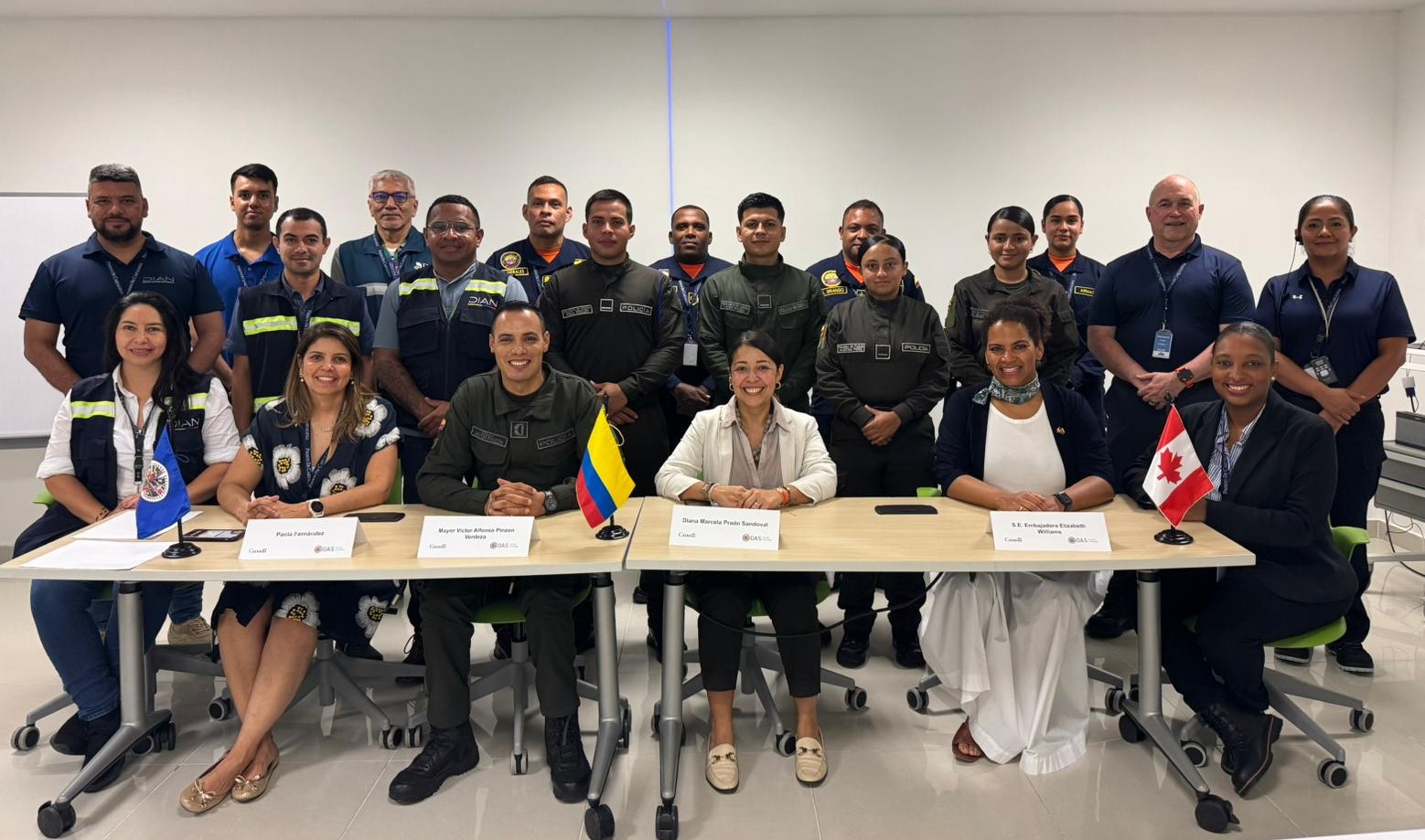 OEA capacita a funcionarios colombianos en inspección intermodal de buques y contenedores