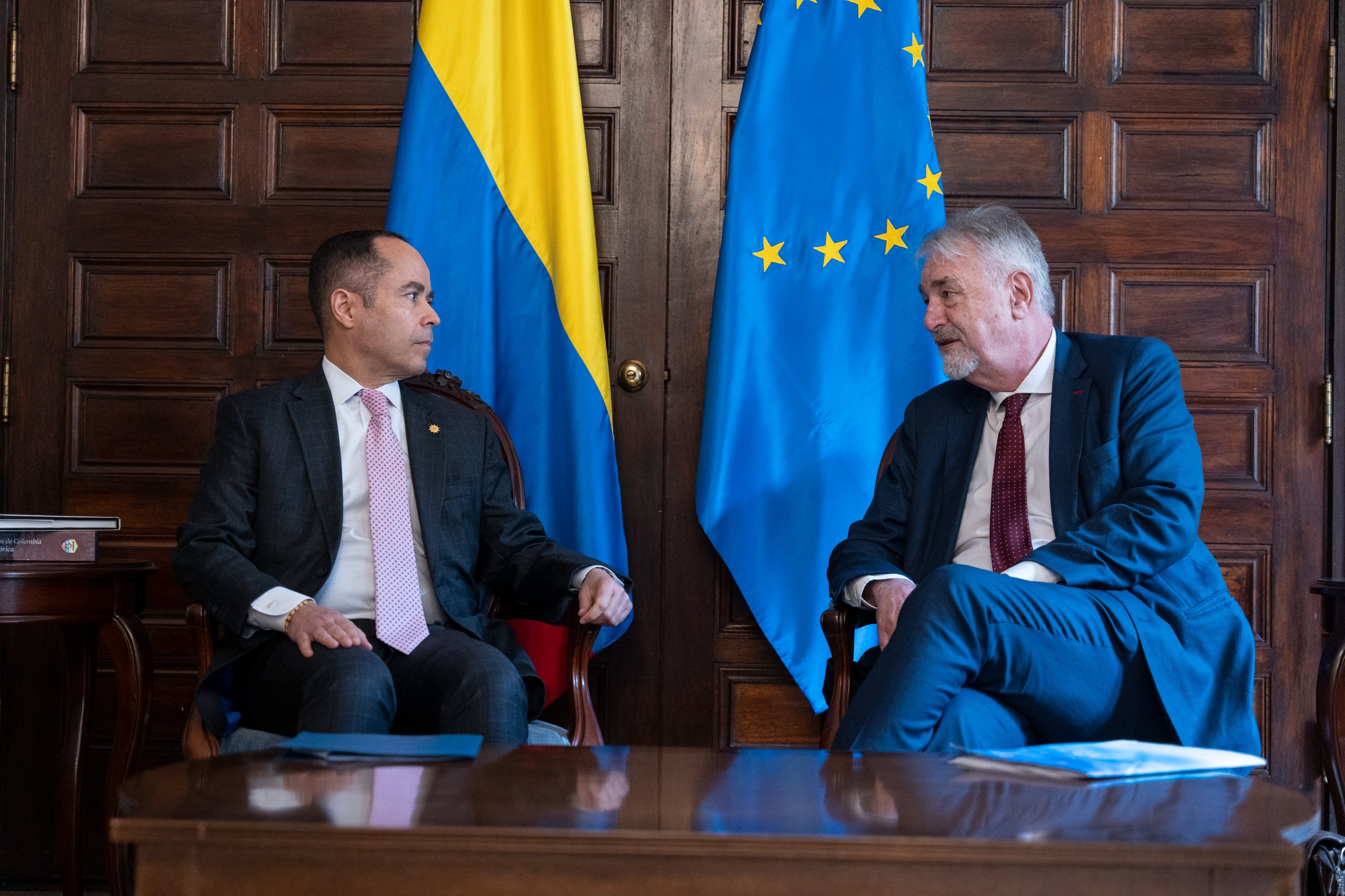 El Viceministro de Relaciones Exteriores (E) Daniel Ávila Camacho se reunió con el Enviado Especial de la Unión Europea para la Paz en Colombia